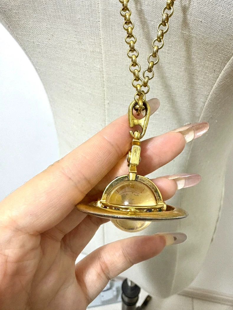Vivienne Westwood Vivienne Westwood Large Gold Orb Necklace Size ONE SIZE - 6 Thumbnail