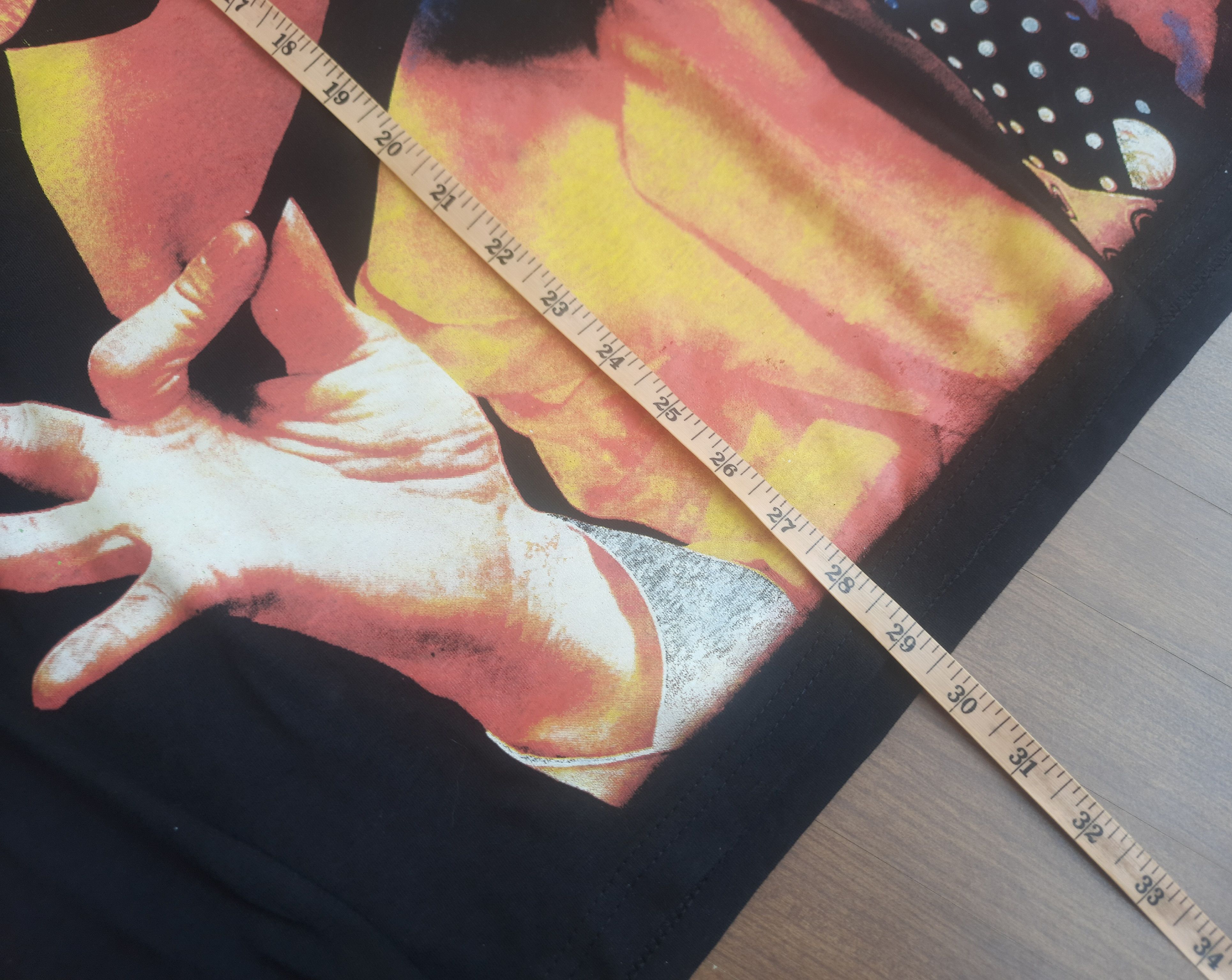 Japanese Brand The MASK Big Head Movie T-Shirt Size US XL / EU 56 / 4 - 9 Thumbnail