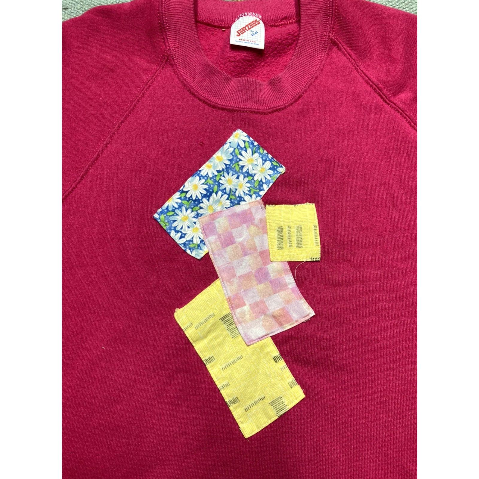 Jerzees VINTAGE Jerzees Sweatshirt Crewneck Patchwork Flowers Handmade Raglan USA Large Size US L / EU 52-54 / 3 - 2 Thumbnail