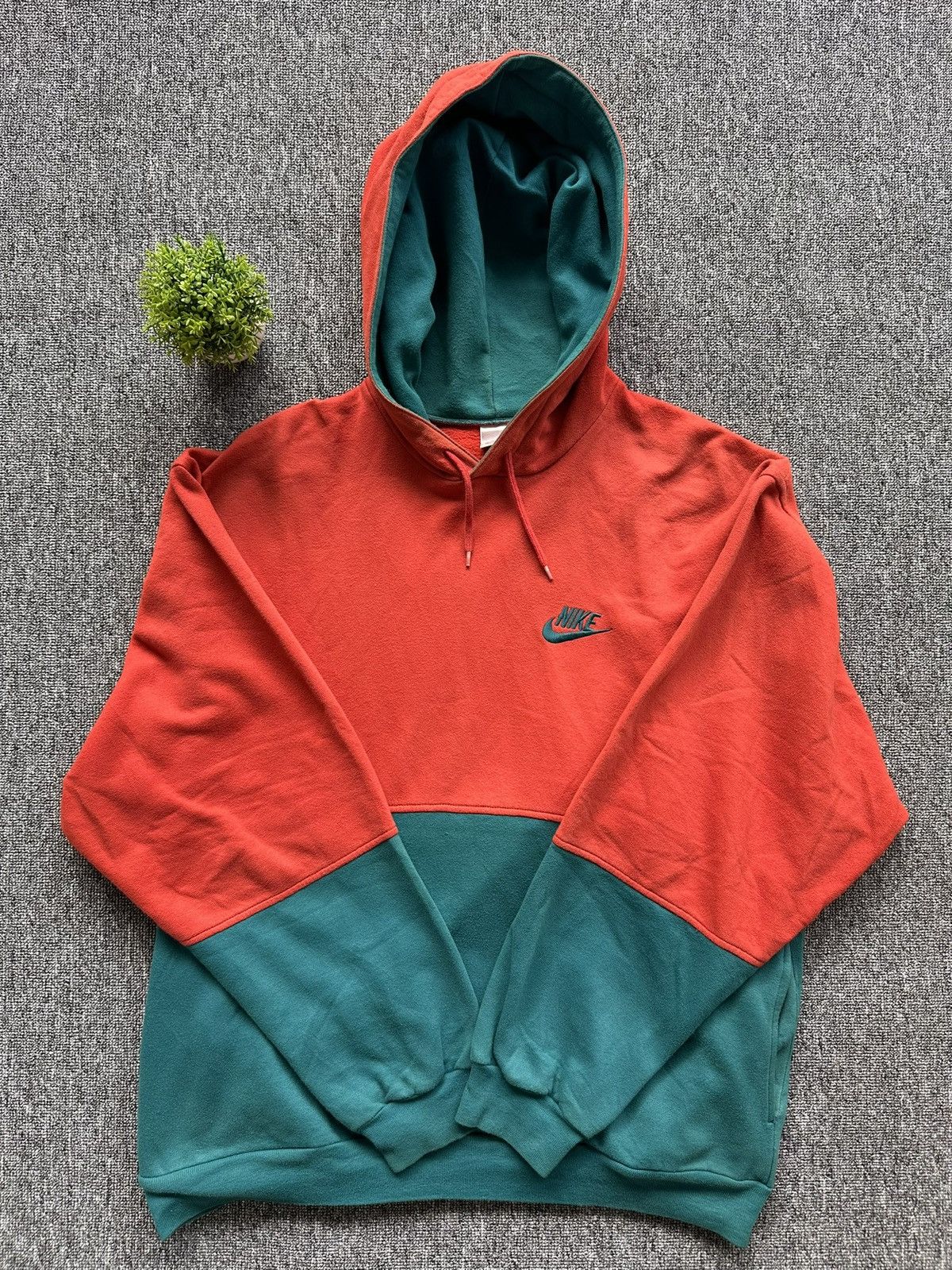 Nike Vintage Club 80s two tone color
