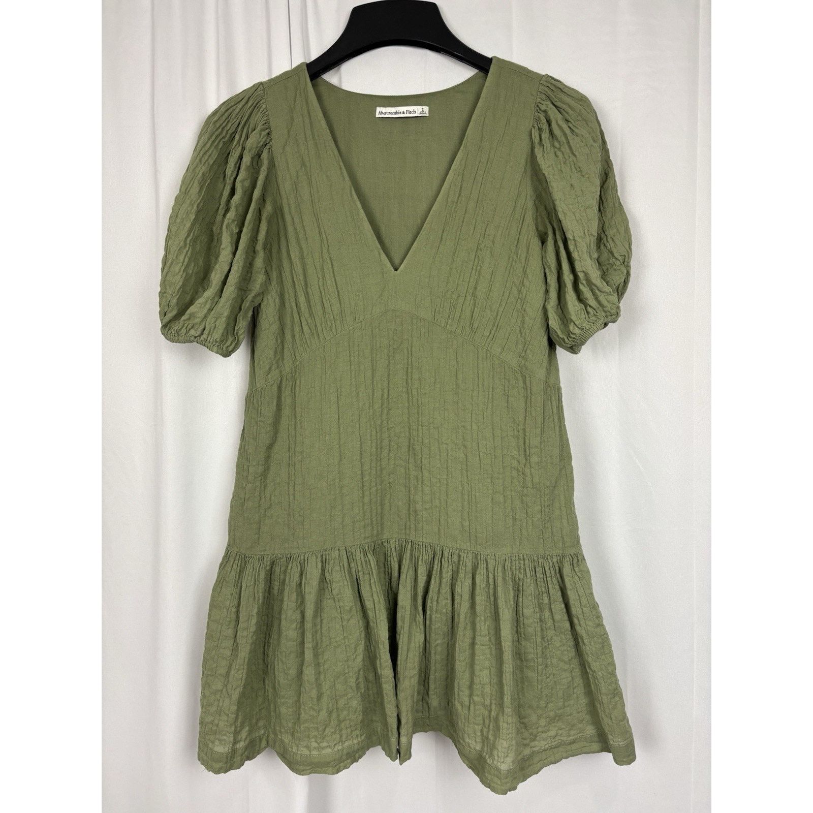 Abercrombie & Fitch Abercrombie&Fitch Green Short Puff Sleeve V Neck Dress S Size S / US 4 / IT 40 - 1 Thumbnail