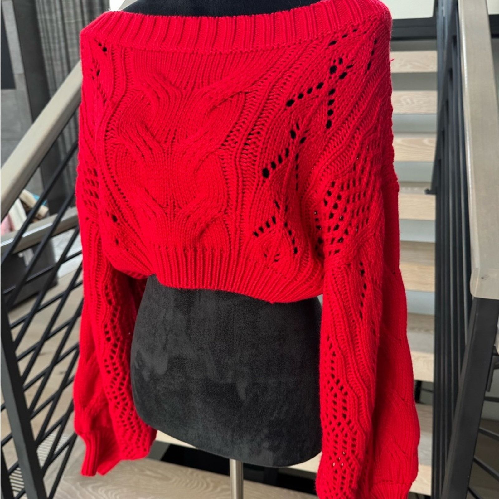 Other New Chic Off-Shoulder Red Crop Sweater size S Size S / US 4 / IT 40 - 5 Thumbnail
