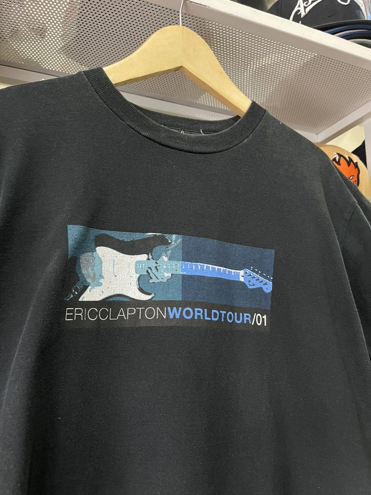 Vintage Vintage Eric Clapton 2001 World Tour Shirt Size US M / EU 48-50 / 2 - 2 Thumbnail