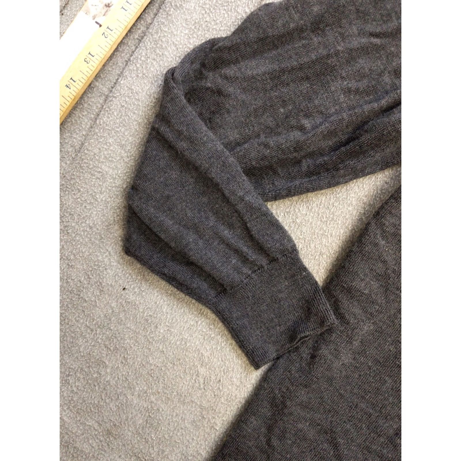 Jos. A. Bank VINTAGE Jos A Bank Sweater Mens 2XL Gray Half Zip Pullover 100% Merino Wool Traveler Size US XXL / EU 58 / 5 - 3 Thumbnail