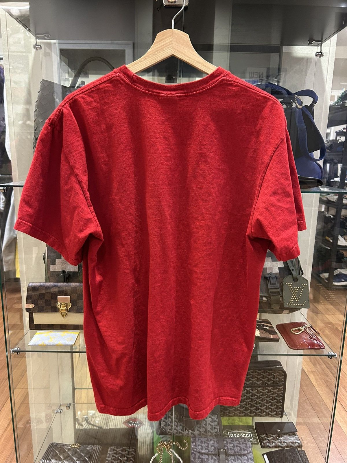 Supreme Supreme Chair Tee - Red Size US L / EU 52-54 / 3 - 2 Thumbnail