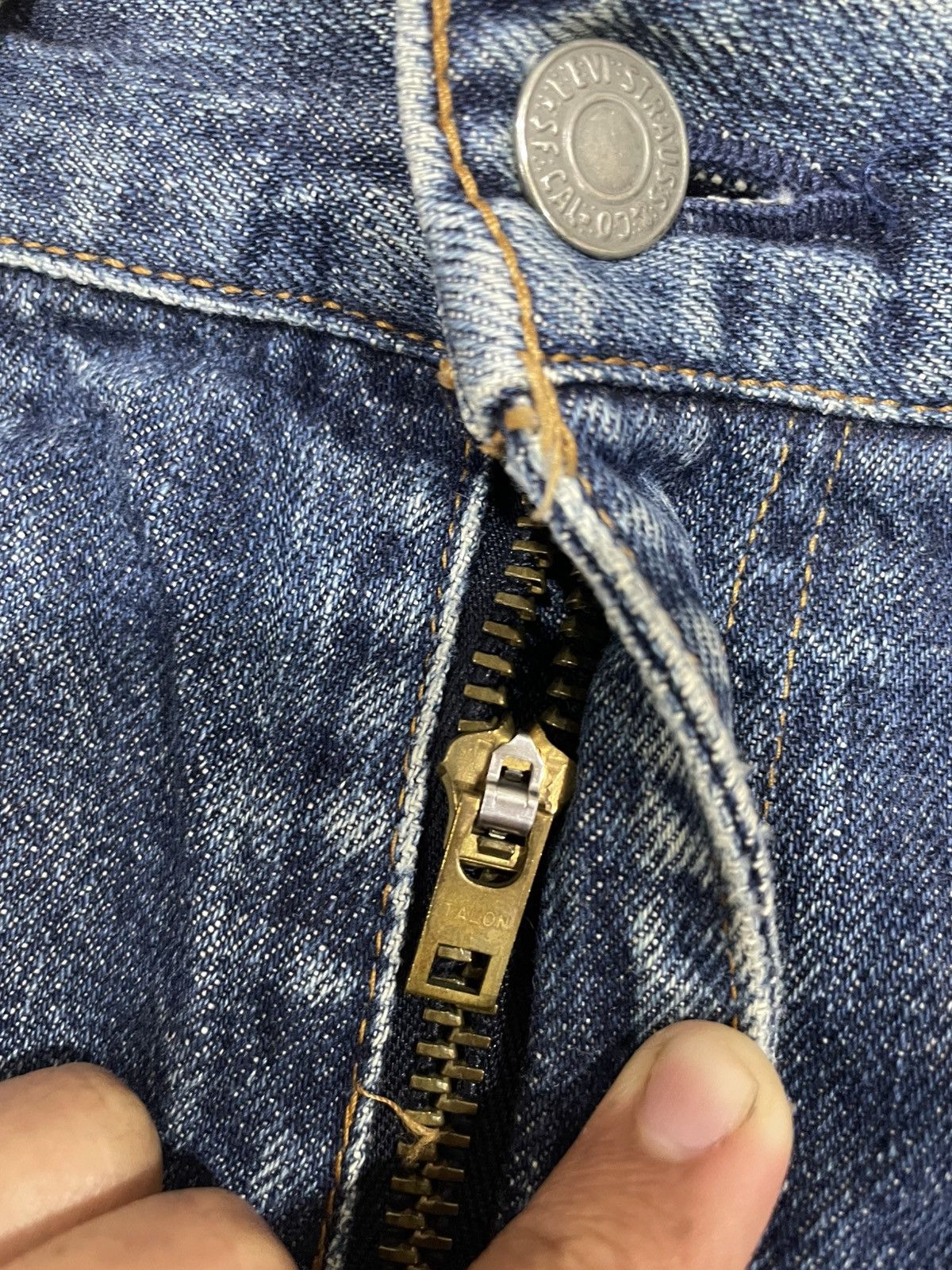 Japanese Brand × Levi's Vintage Levi’s 504Z Big E Selvedge Distressed Denim Size US 32 / EU 48 - 7 Thumbnail