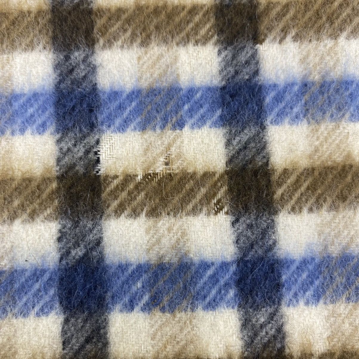 Aquascutum Aquascutum Scarf / Muffler / Neckwear -T1120 Size ONE SIZE - 9 Thumbnail