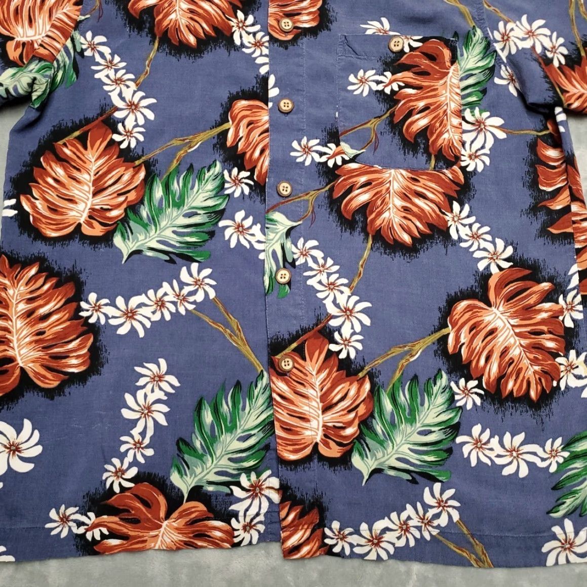 Vintage VINTAGE HawaiiN Shirt Mens L Blue Floral Tropical 100% Rayon Retro Casual Knightsbridge Button-Up Short Sleeve Collared Mens Size US L / EU 52-54 / 3 - 2 Thumbnail
