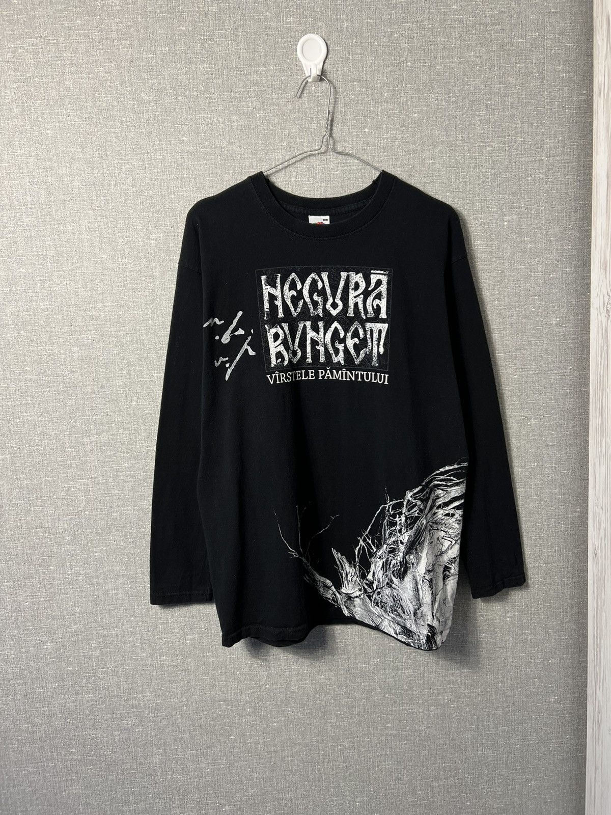 Band Tees × Vintage Rare Vintage Negura Bunget «Virstele Pamintului ...