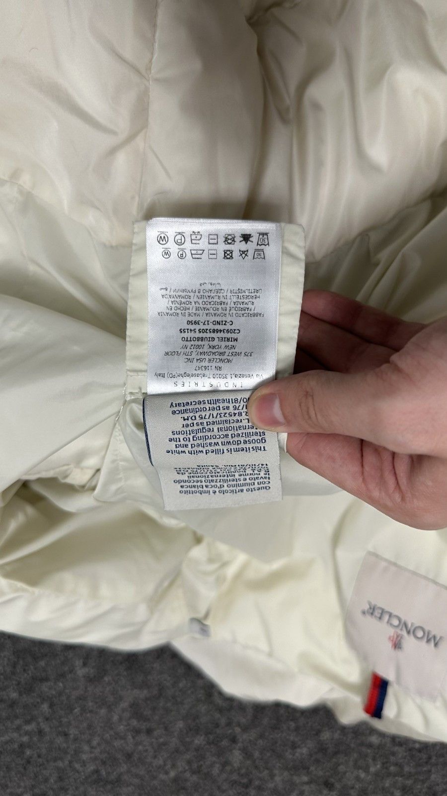 Moncler MONCLER Women's Miriel White Milky Down Jacket Size 3 Size M / US 6-8 / IT 42-44 - 21 Thumbnail