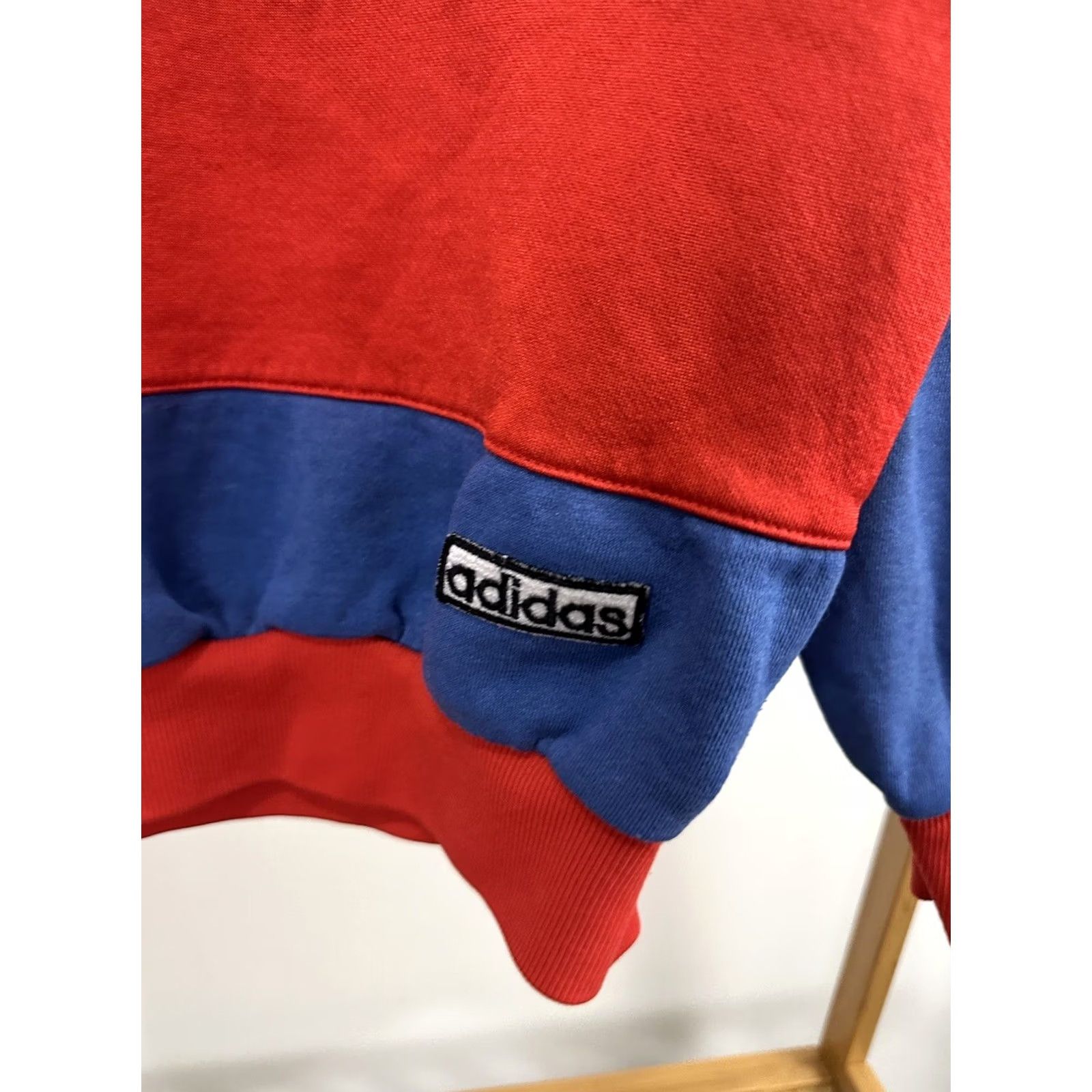 Adidas VTG Adidas Trefoil Color Block Striped Bold Crewneck Sweatshirt Size S Mens Multicolor USA 80s Size US S / EU 44-46 / 1 - 3 Thumbnail
