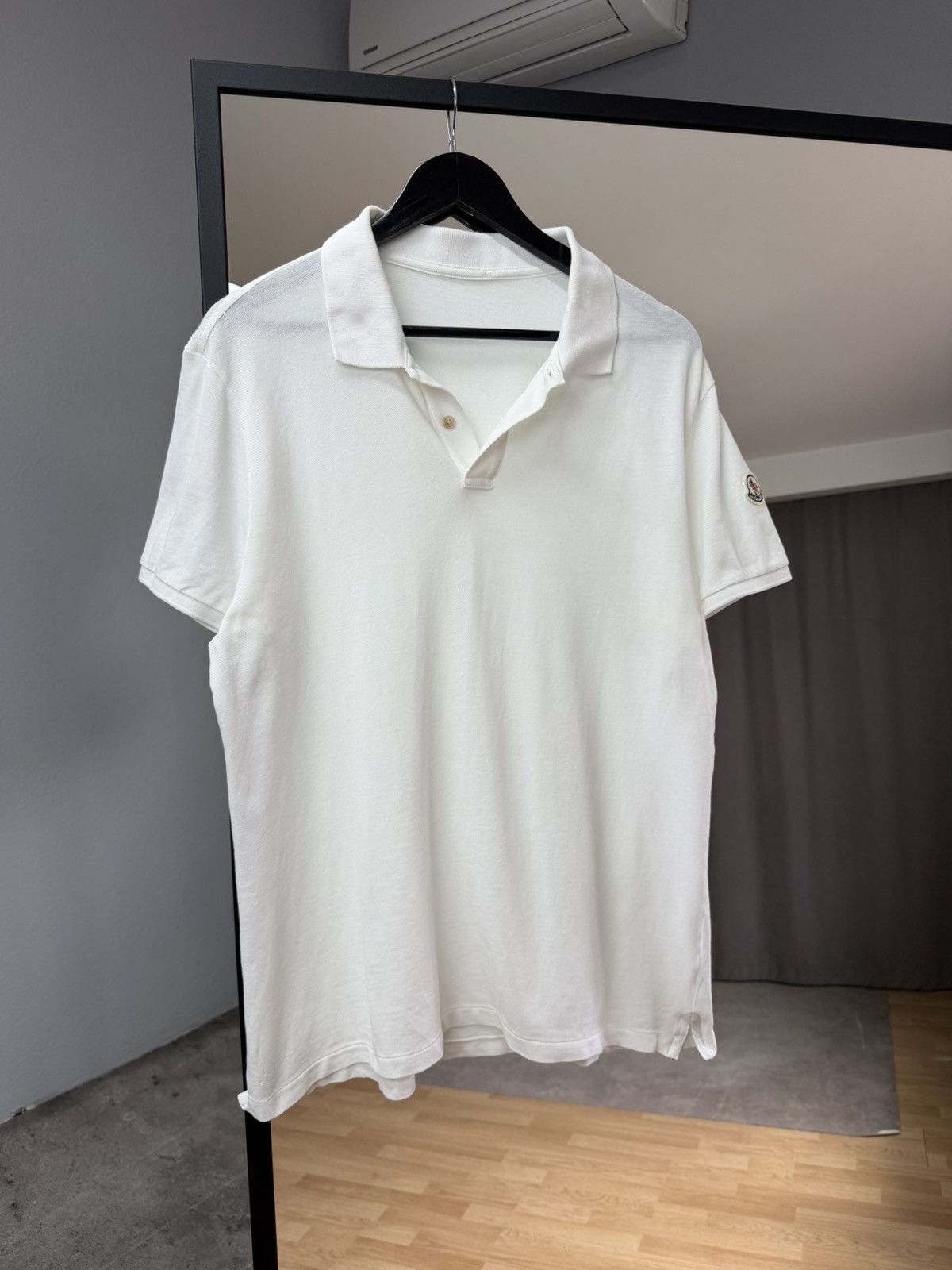Moncler Moncler Polo T-Shirt Patch Logo Cotton White Size US L / EU 52-54 / 3 - 1 Thumbnail