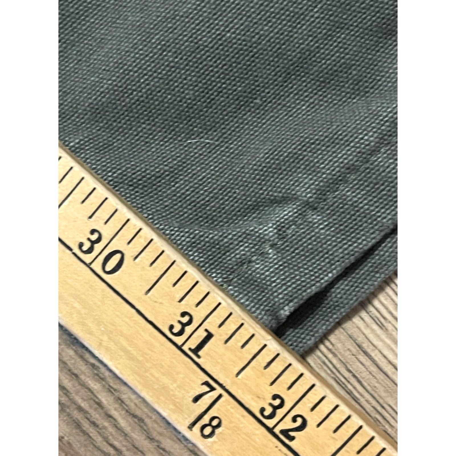 Carhartt Carhartt Pants Mens Size 44x32 Green Cargo Pockets Cargo Pocket Straight Inseam 32 Regular Modern Casual Shoes B Size US 44 / EU 60 - 6 Thumbnail