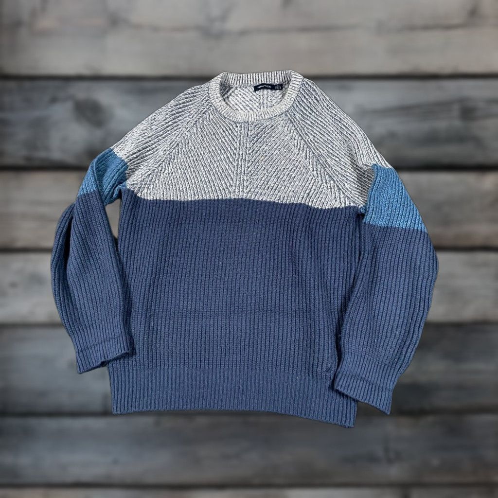 Nautica VINTAGE Nautica Chunky Knit Sweater Adult Large Blue Gray Striped Pullover 90s Retro Mens Size US L / EU 52-54 / 3 - 1 Thumbnail