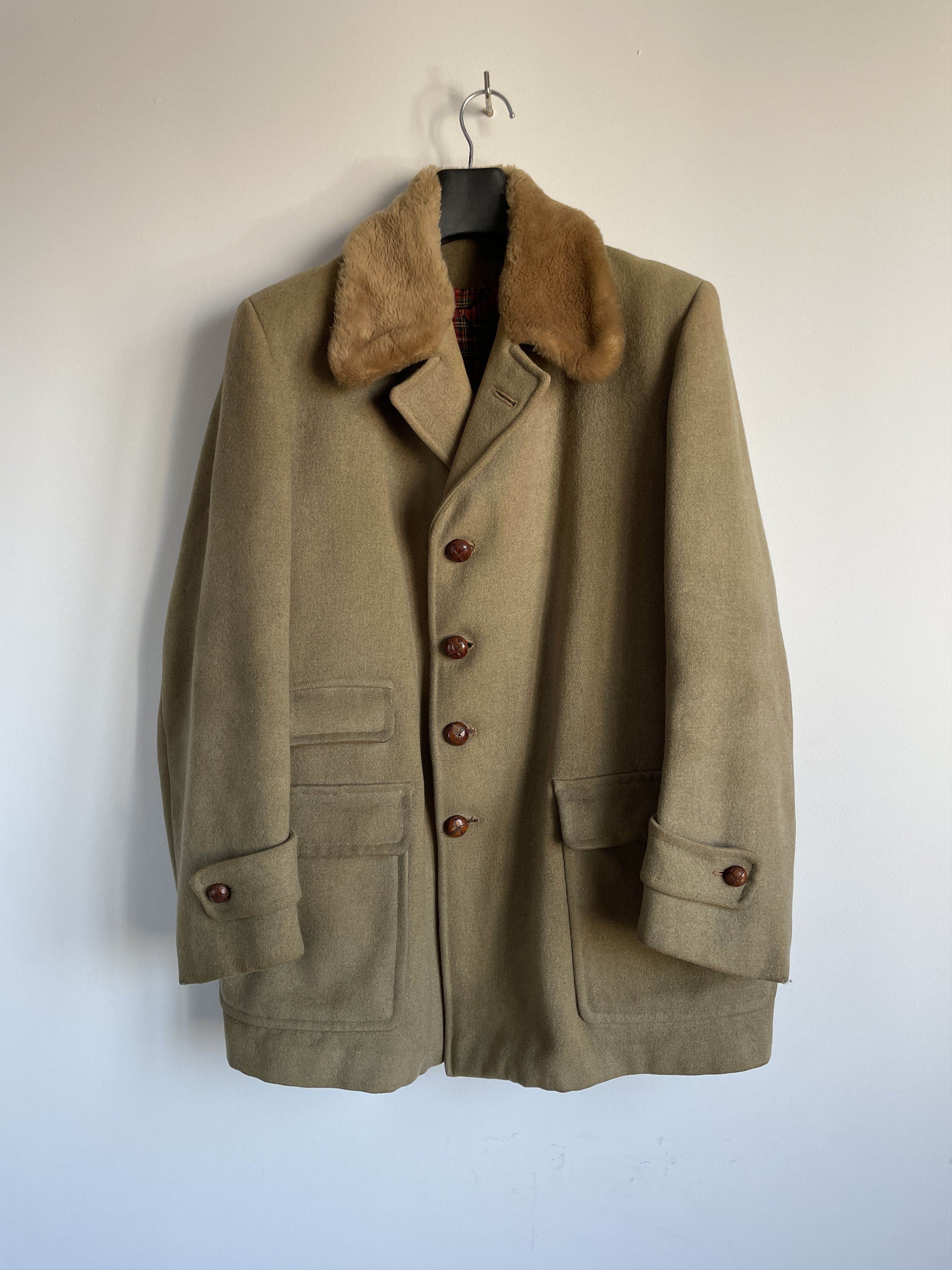 Vintage Vintage 50's 60's British Fur Collar Country Heavy Wool Coat Size US L / EU 52-54 / 3 - 1 Thumbnail