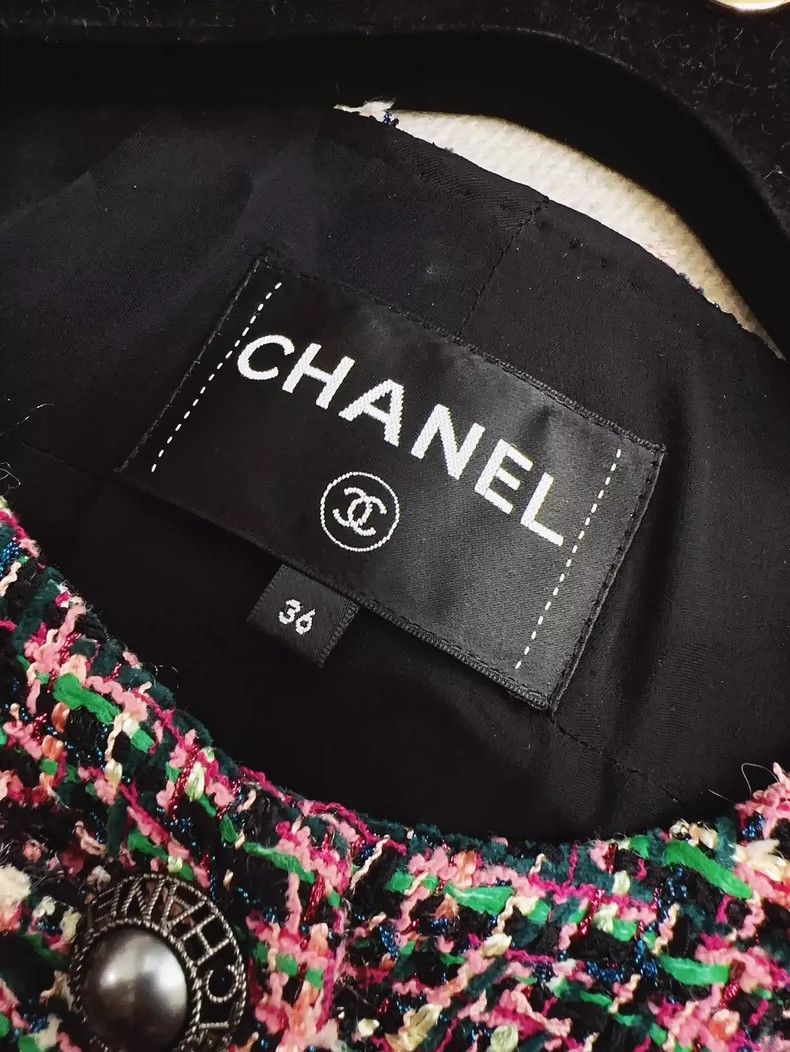 Chanel Chanel 19p Early spring pink purple and green mixed color Size XS / US 0-2 / IT 36-38 - 5 Thumbnail