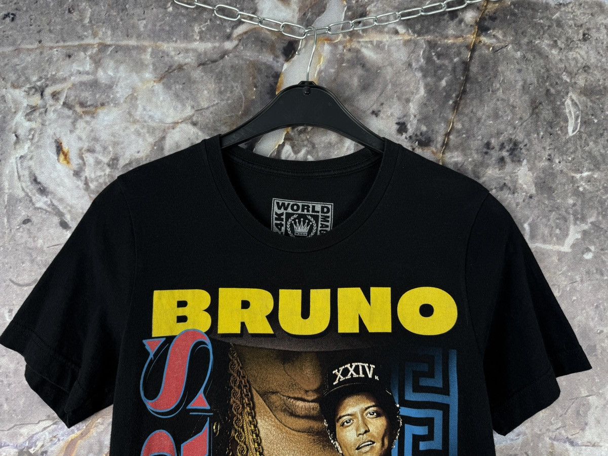 Vintage Men’s Bruno Mars The 24K Magic World Tour T-Shirt Size M Size US M / EU 48-50 / 2 - 3 Thumbnail