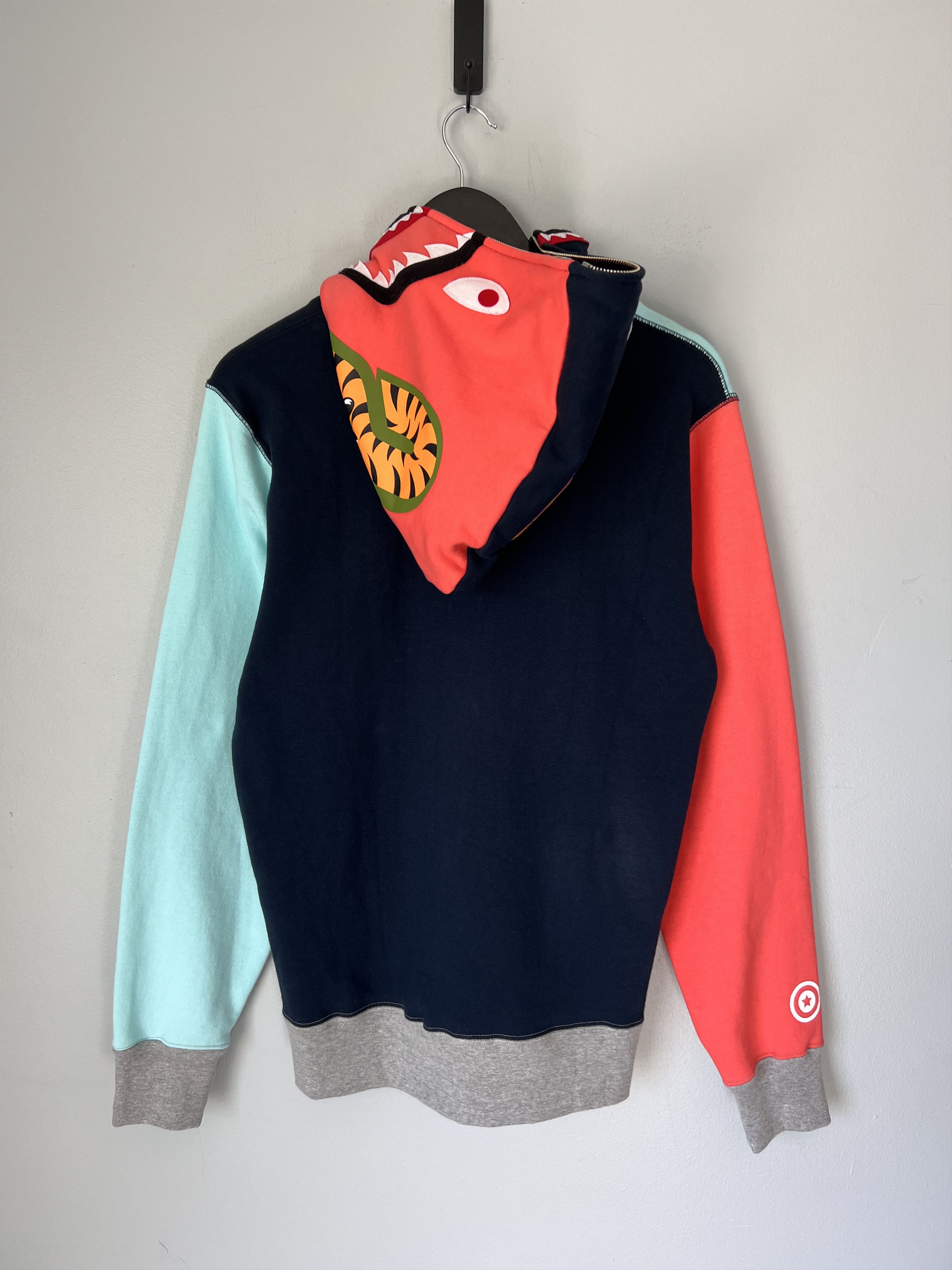Bape Bape Multi Color Full Zip Shark Hoodie Size US L / EU 52-54 / 3 - 9 Thumbnail