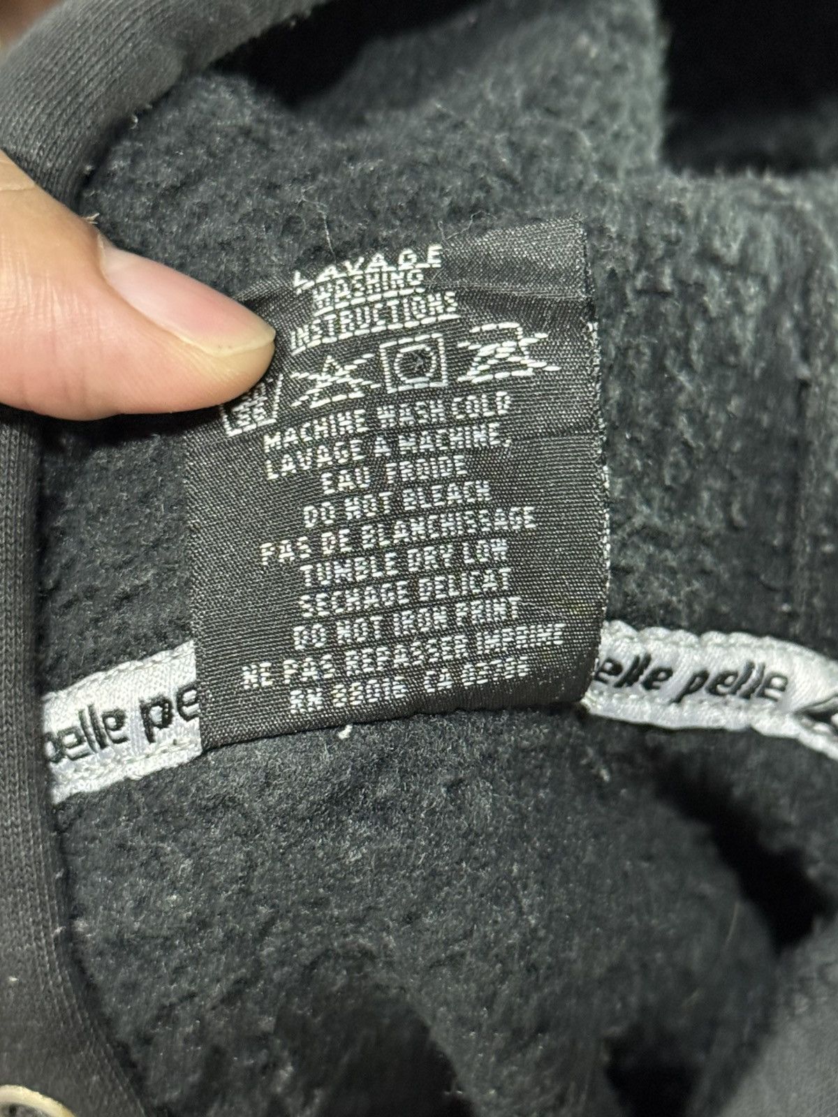 Pelle Pelle Rare Vintage 90s Pelle Pelle Hoodie Spellout Big logo Size US XL / EU 56 / 4 - 6 Thumbnail