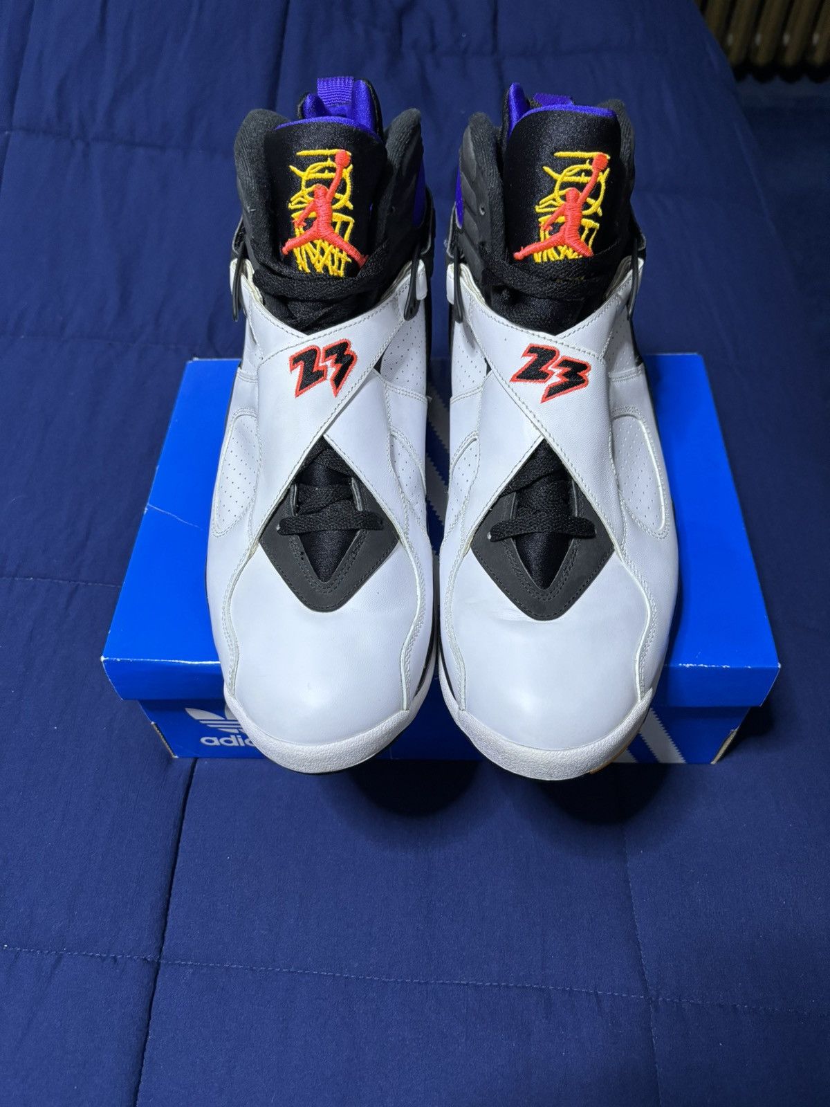 Jordan Brand Air Jordan 8 Three-Peat 2015 Size 13 Size US 13 / EU 46 - 2 Thumbnail