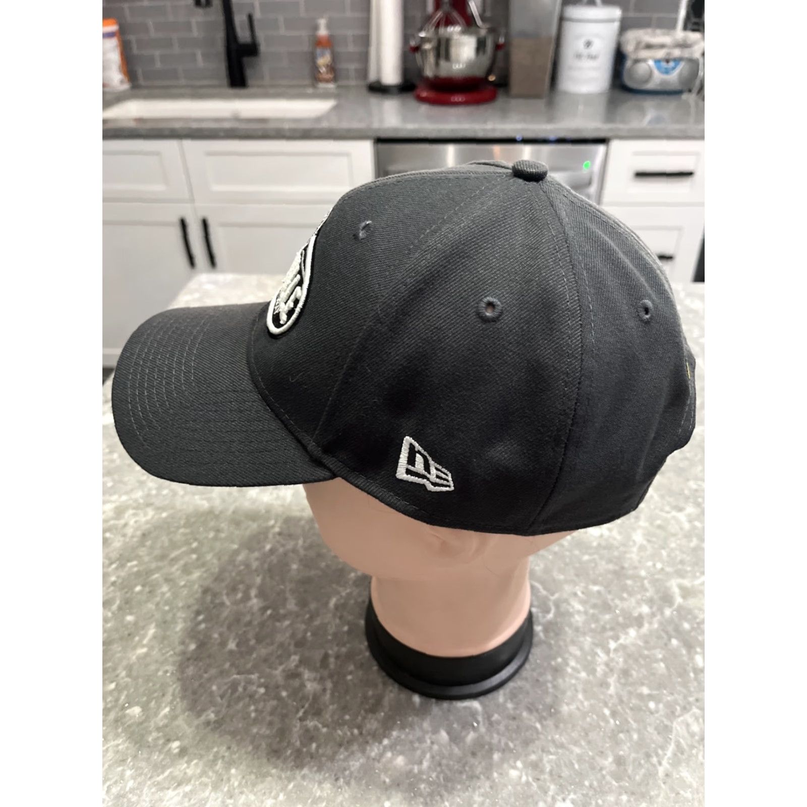 New Era VINTAGE Nashville SuperSpeedway Strap Back New Era 9Forty Gray Hat Men Adjustable Gray Baseball Cap Cars Sports American Nashville Mens Size ONE SIZE - 2 Thumbnail