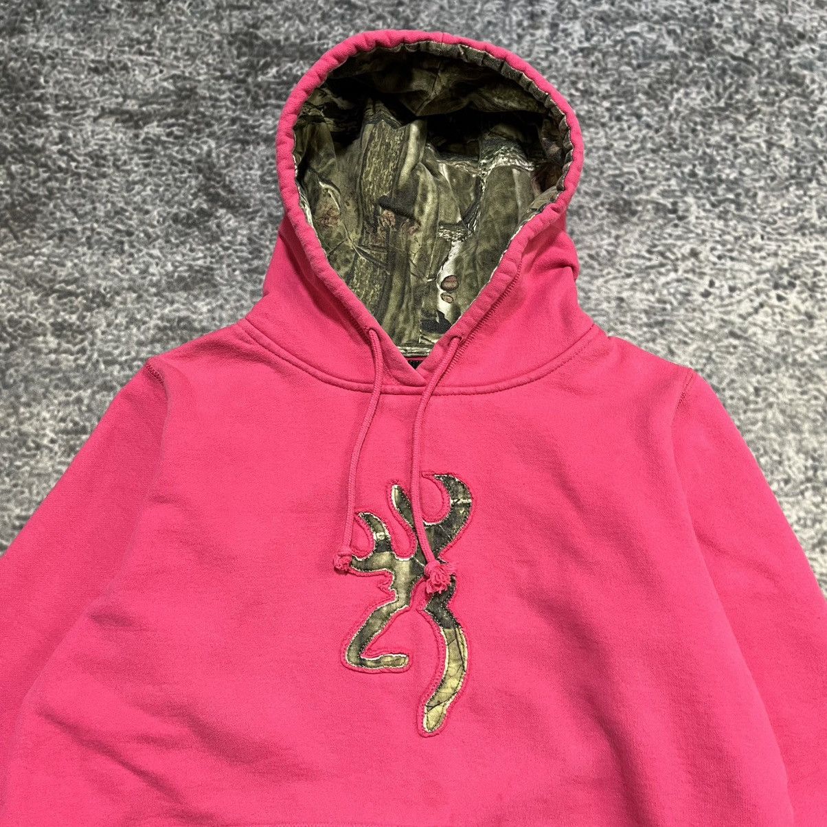 Realtree Vintage Y2K Browning Pink Grunge Skater Camo Outdoor Hoodie Size US S / EU 44-46 / 1 - 3 Thumbnail