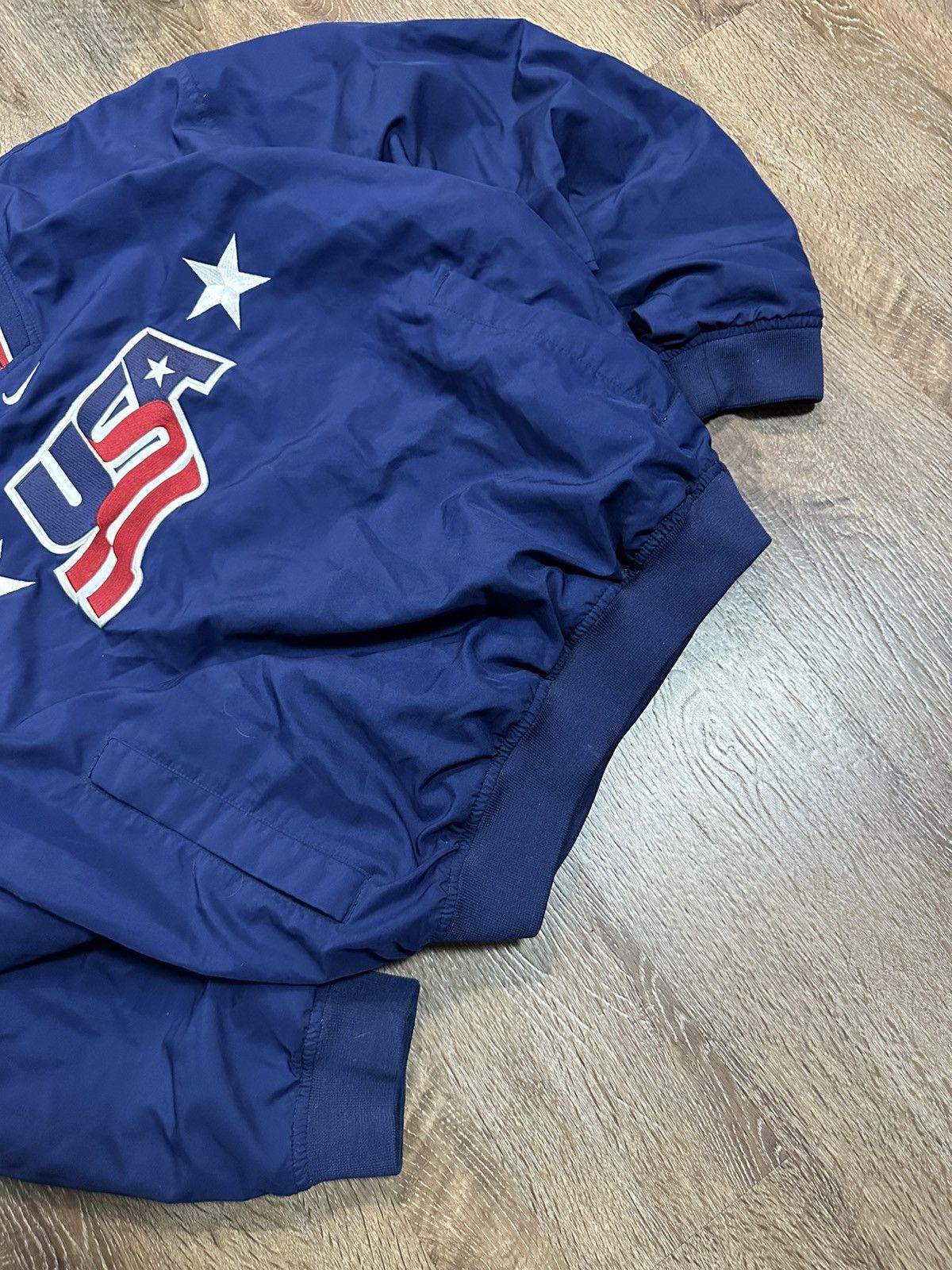 Nike Vintage Nike Team USA Hockey Olympic Nylon Windbreaker Size US S / EU 44-46 / 1 - 3 Thumbnail
