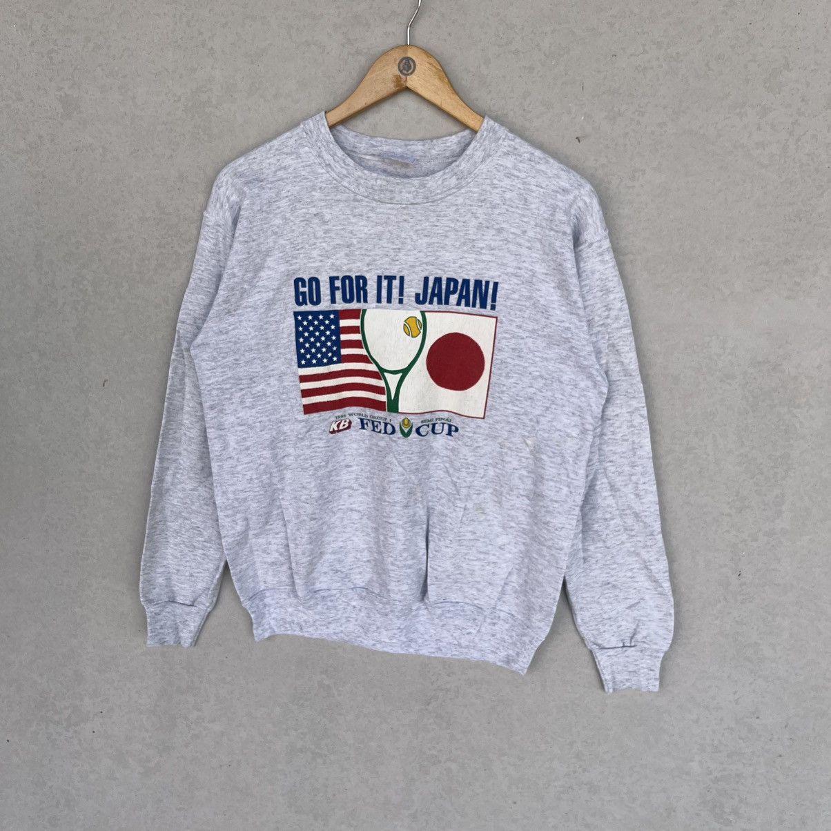 Other Vintage 90s United Sports Grey Tennis Sweatshirt Size M Size US M / EU 48-50 / 2 - 2 Thumbnail