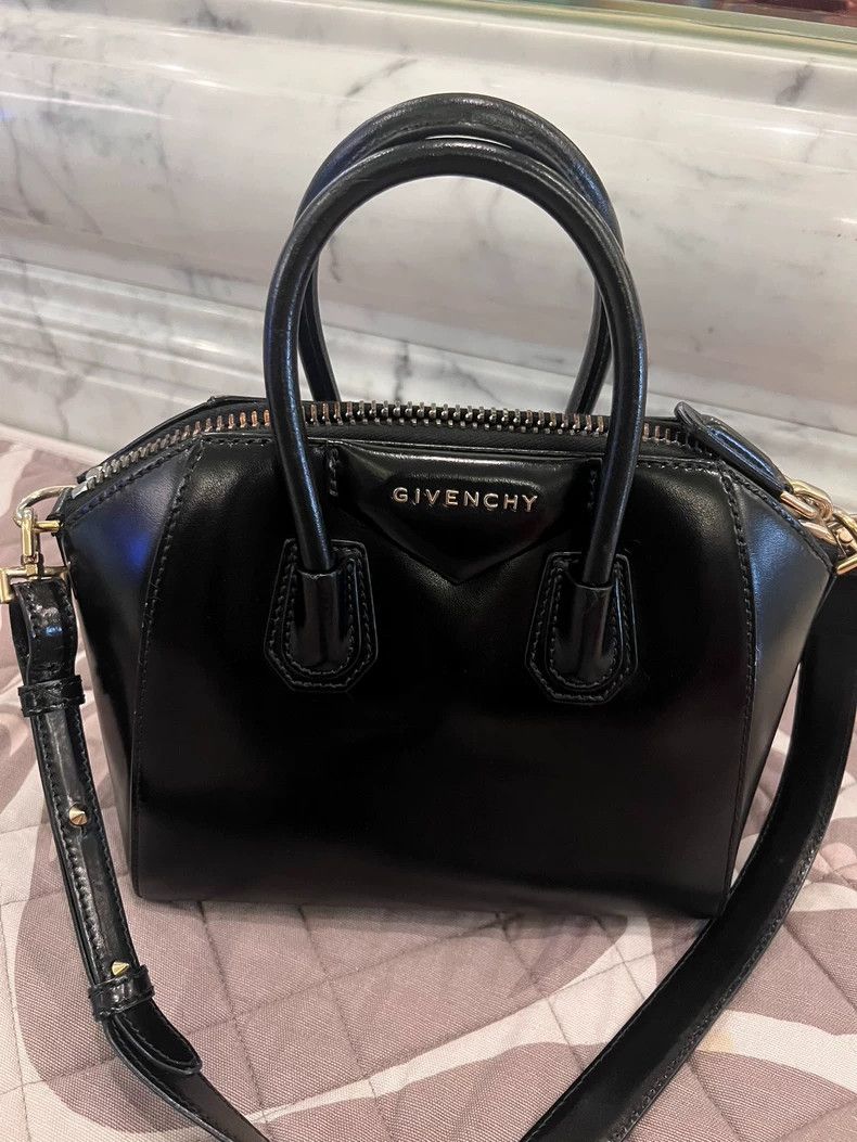 Givenchy Givenchy Black Bag Size ONE SIZE - 2 Thumbnail