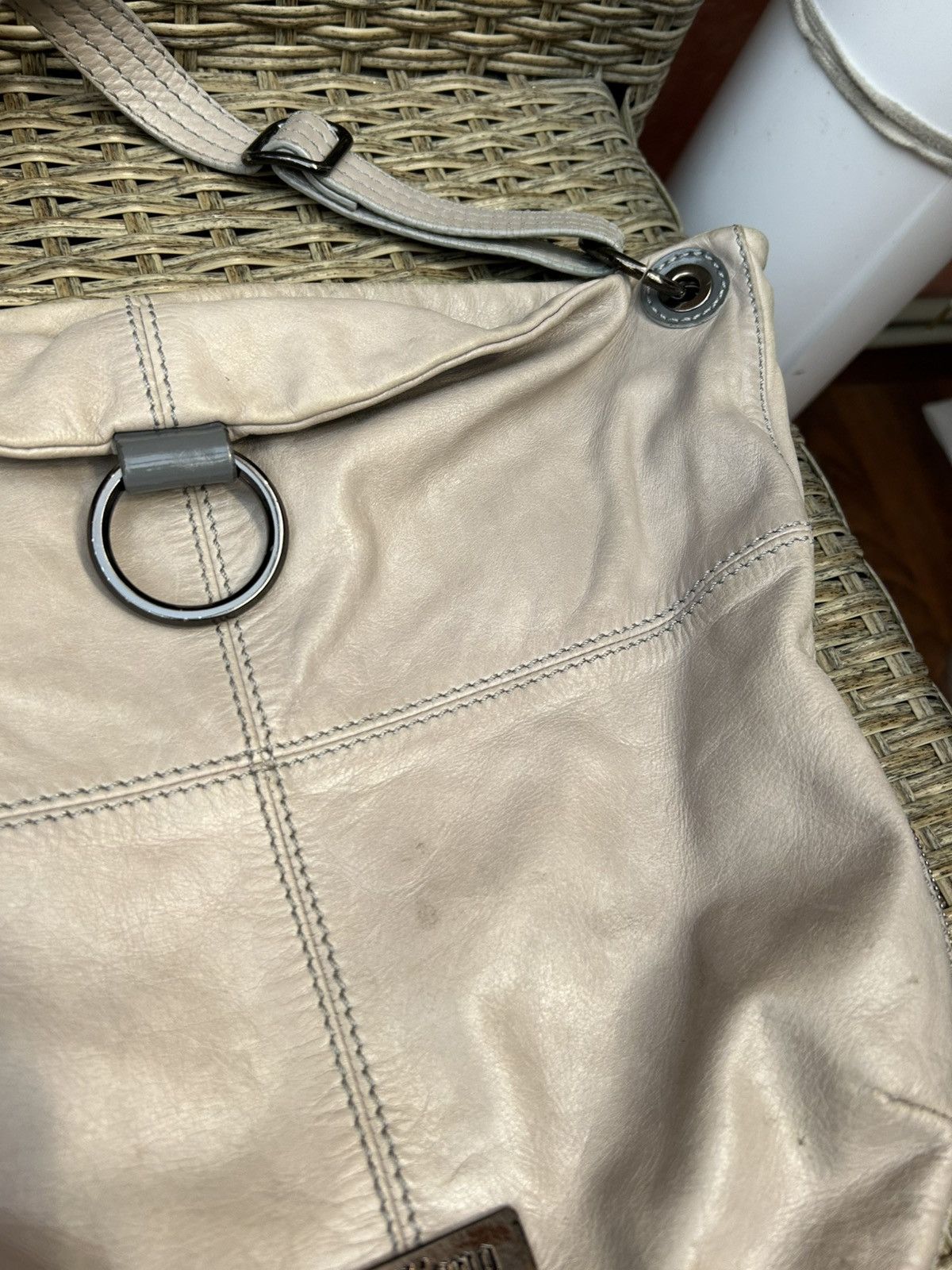 John Galliano × Vintage Vintage Galliano Leather Gray Crossbody Bag Gazette Lining Size ONE SIZE - 5 Thumbnail