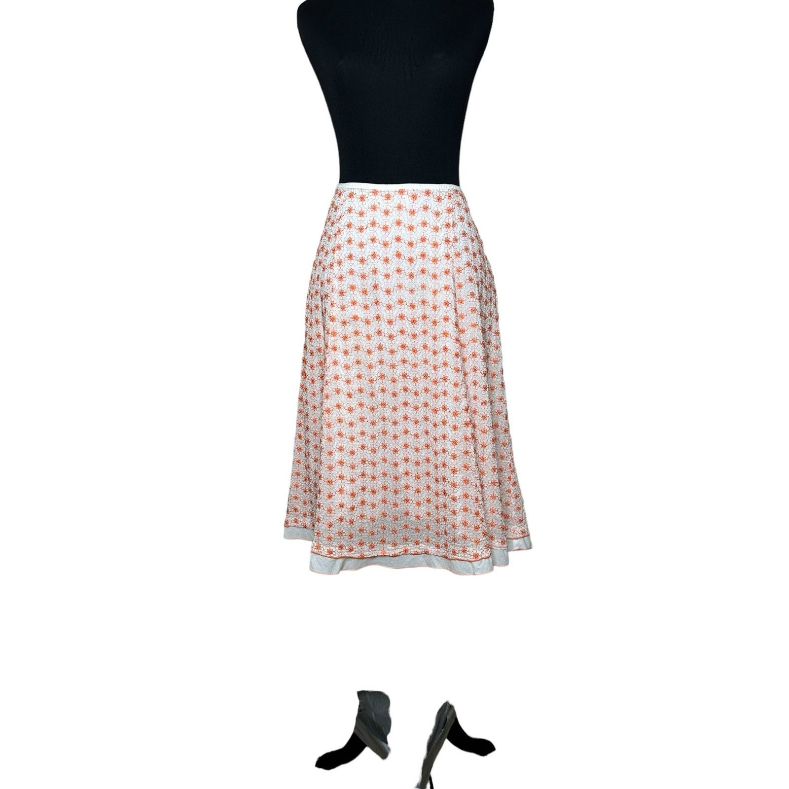 Johnny Was Johnny Was floral embroidered midi skirt size 8 Size 30" / US 8 / IT 44 - 16 Thumbnail