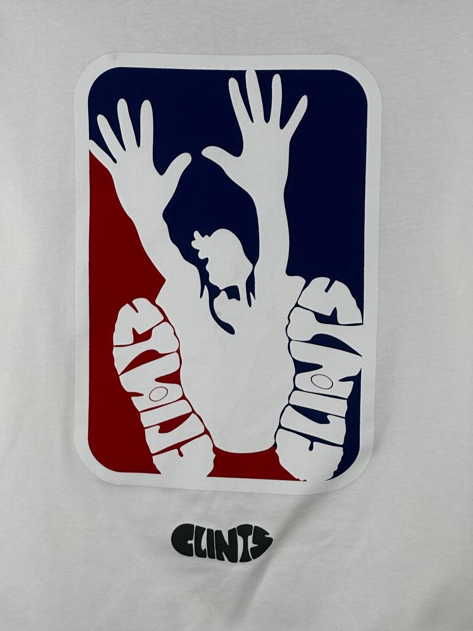 Clints × Japanese Brand Clints Co White NBA Style Logo T Shirt Size US S / EU 44-46 / 1 - 4 Thumbnail