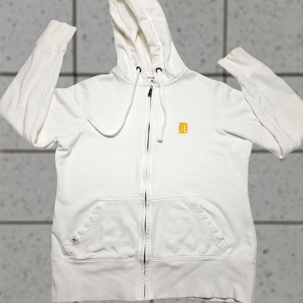 Vintage VINTAGE Detroit Tigers Hoodie Women's M White Full Zip Antigua Sweatshirt Size M / US 6-8 / IT 42-44 - 1 Thumbnail