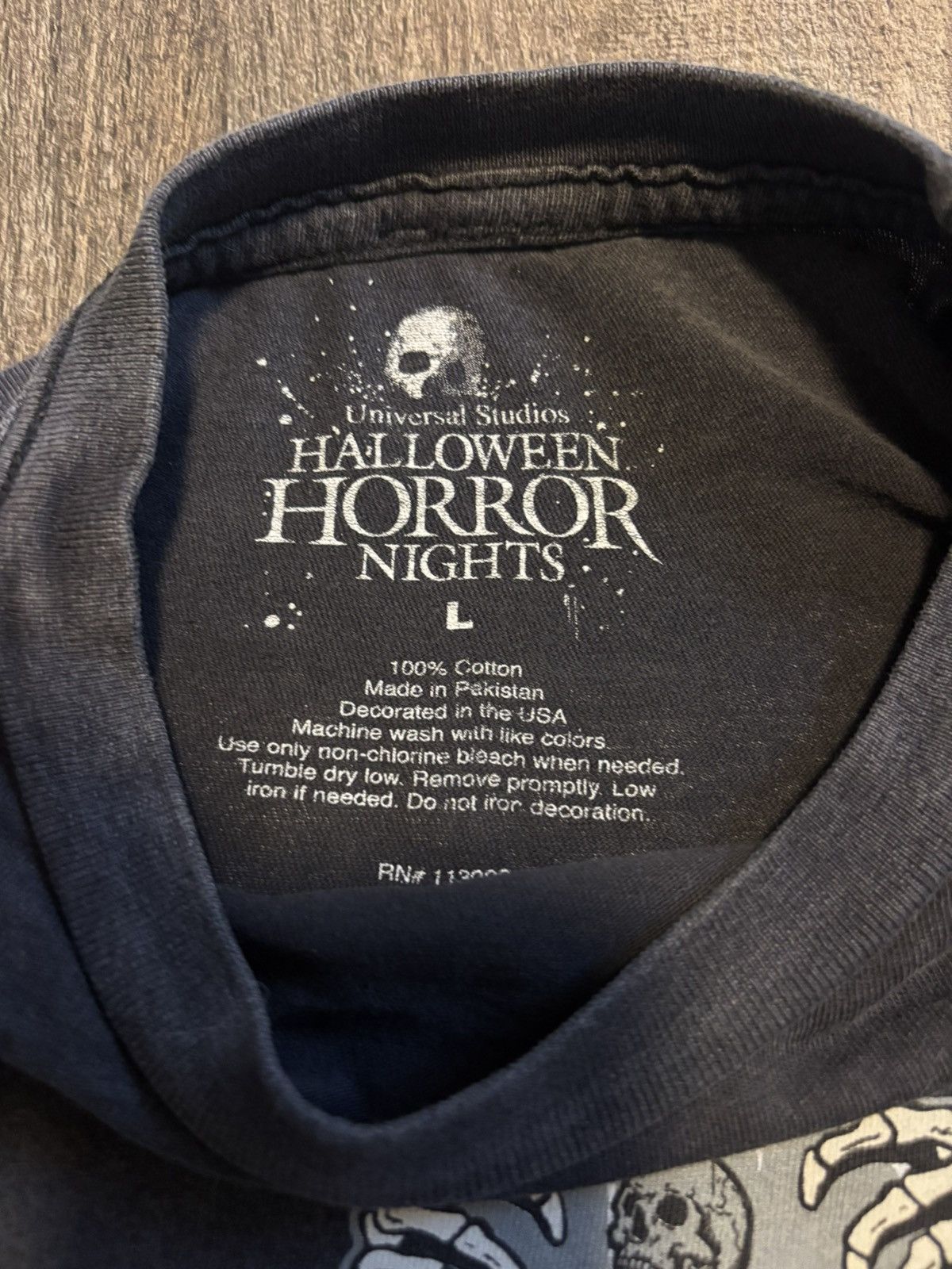 Universal Studios 2023 Universal Studios Halloween Horror Nights Tombstone Tee Size US L / EU 52-54 / 3 - 2 Thumbnail