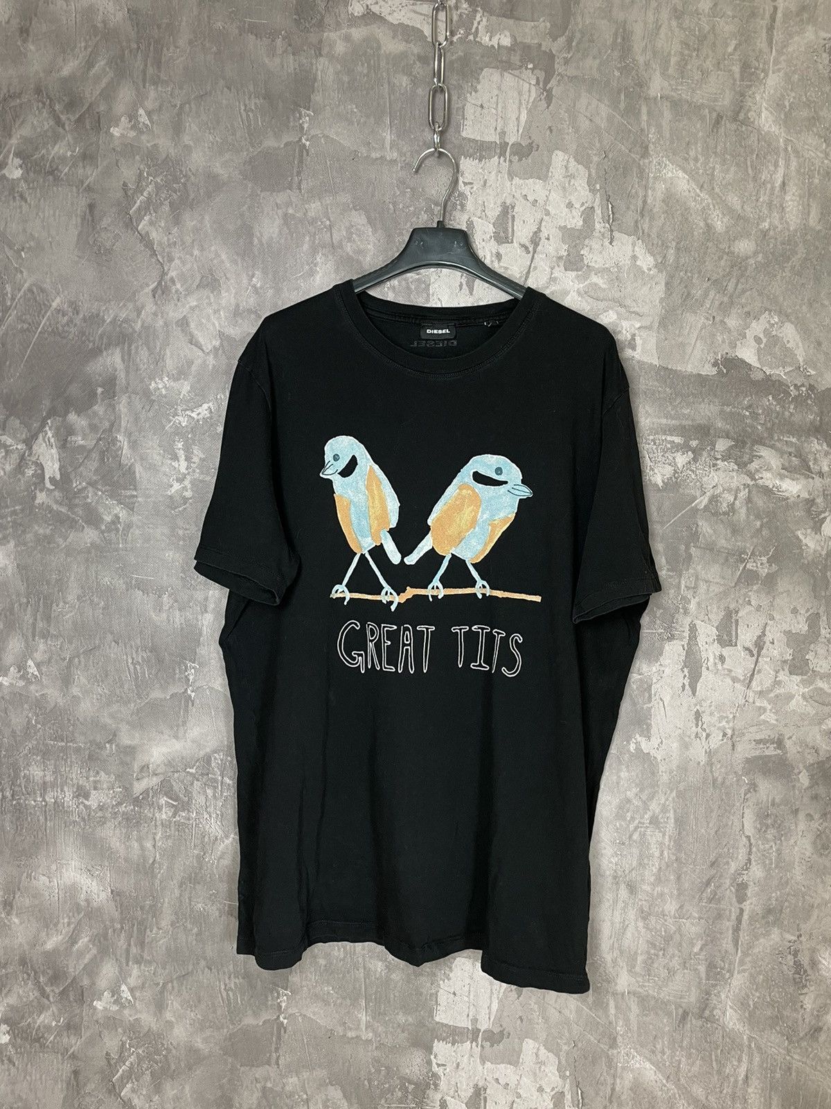 Diesel × Vintage DIESEL BIG LOGO “GREAT TITS” BIRDS RARE T-SHIRT Size US XL / EU 56 / 4 - 1 Thumbnail