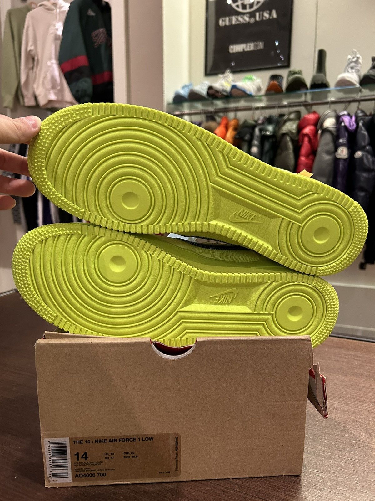 Nike Nike Air Force 1 Low Off-White Volt Size US 14 / EU 47 - 7 Thumbnail