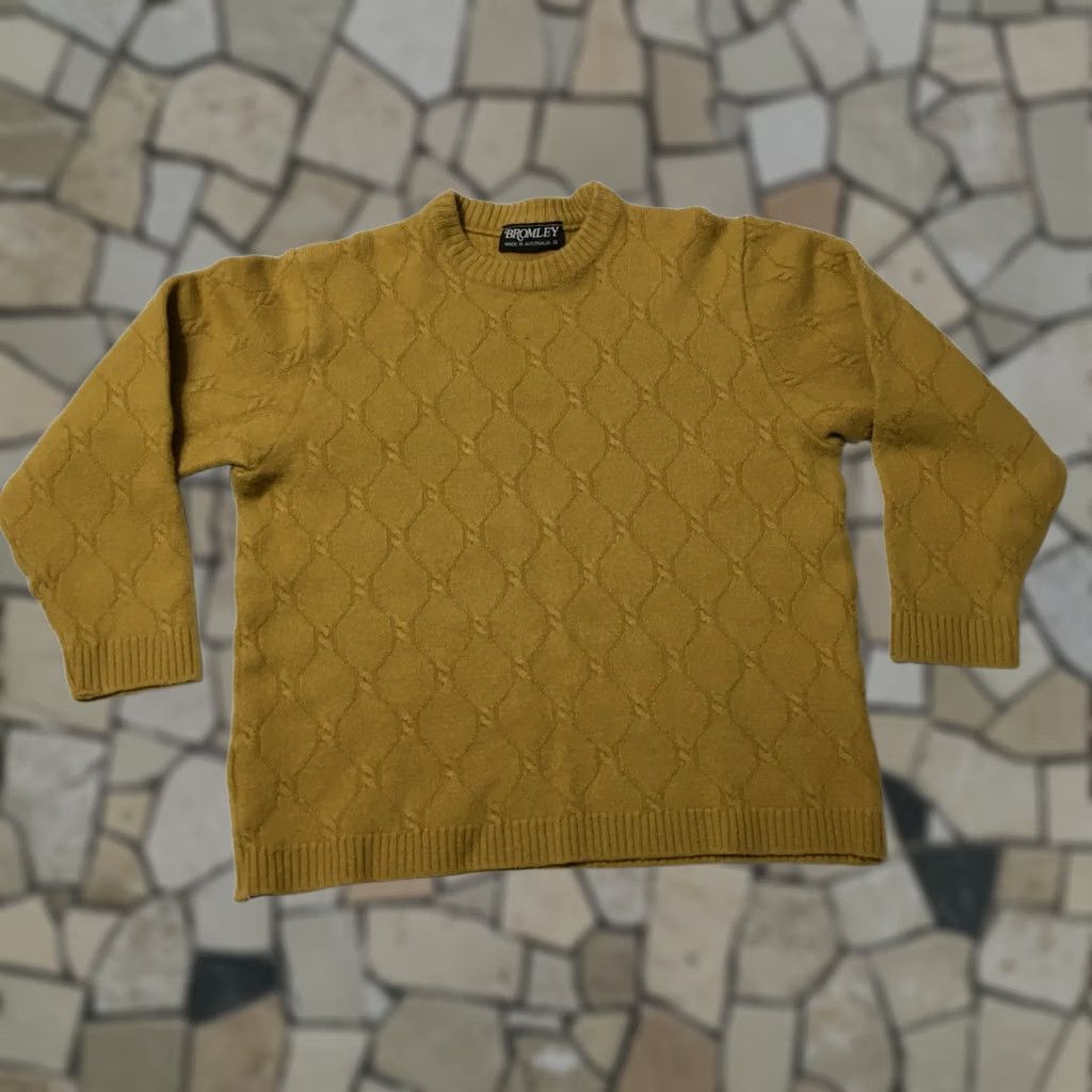 Vintage VINTAGE BROMLEY Merino Wool Sweater Womens 16 Crew SOFT Australian SEE MEASUREMENTS Size XXL / US 16-18 / IT 52-54 - 1 Thumbnail