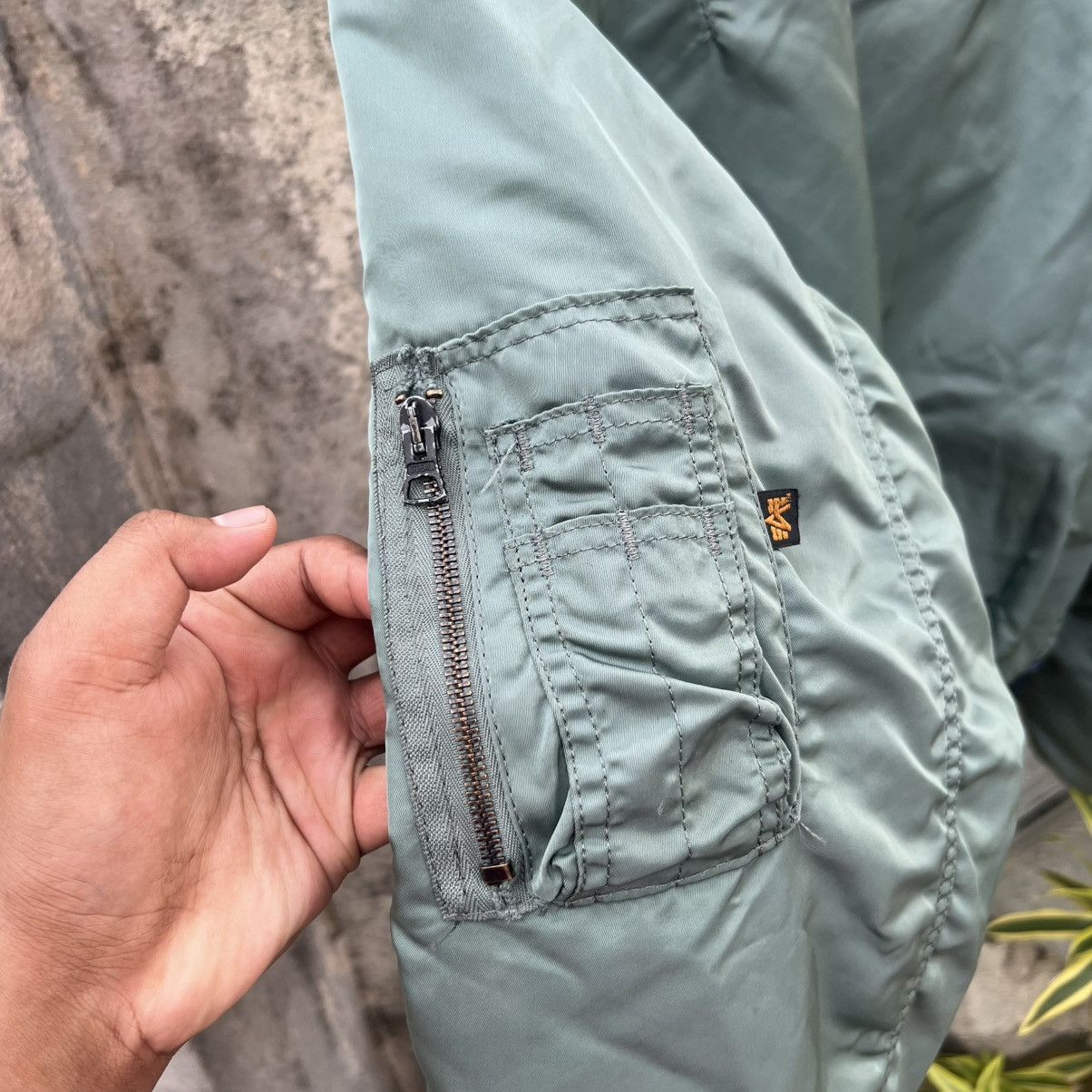 Alpha Industries "VINTAGE" ALPHA INDUSTRIES TRASHED MA-1 BOMBER JACKET Size US M / EU 48-50 / 2 - 16 Thumbnail