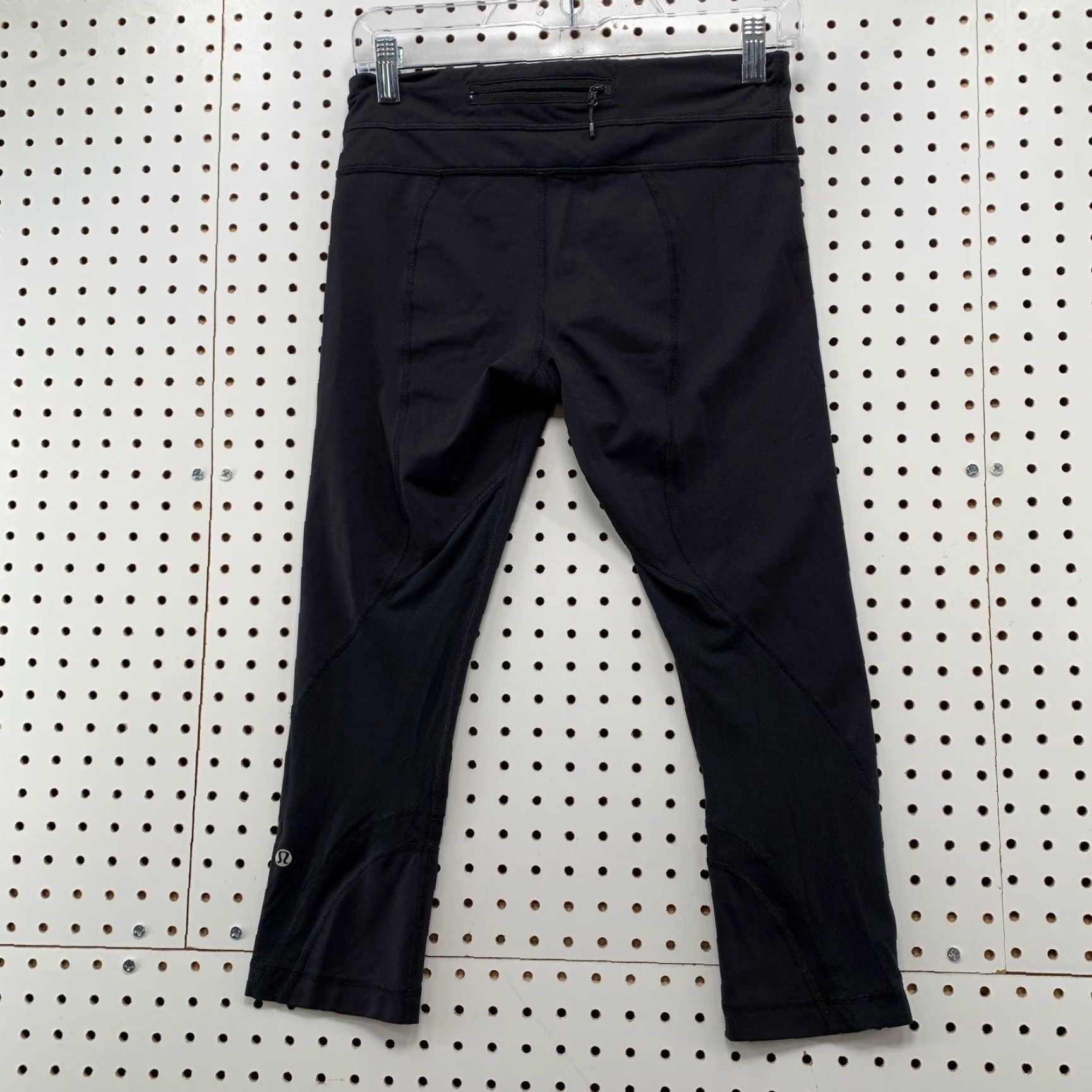 Lululemon LULULEMON Athletic Leggings Womens Size 6 Black Cropped Yoga Workout Fit 26x21 Size 28" / US 6 / IT 42 - 6 Thumbnail