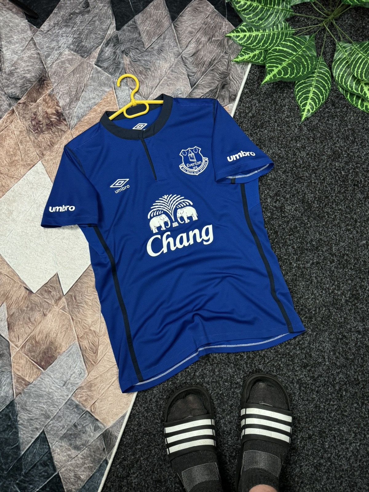 Umbro VINTAGE UMBRO EVERTON SOCCER JERSEY SIZE S Size US S / EU 44-46 / 1 - 1 Thumbnail