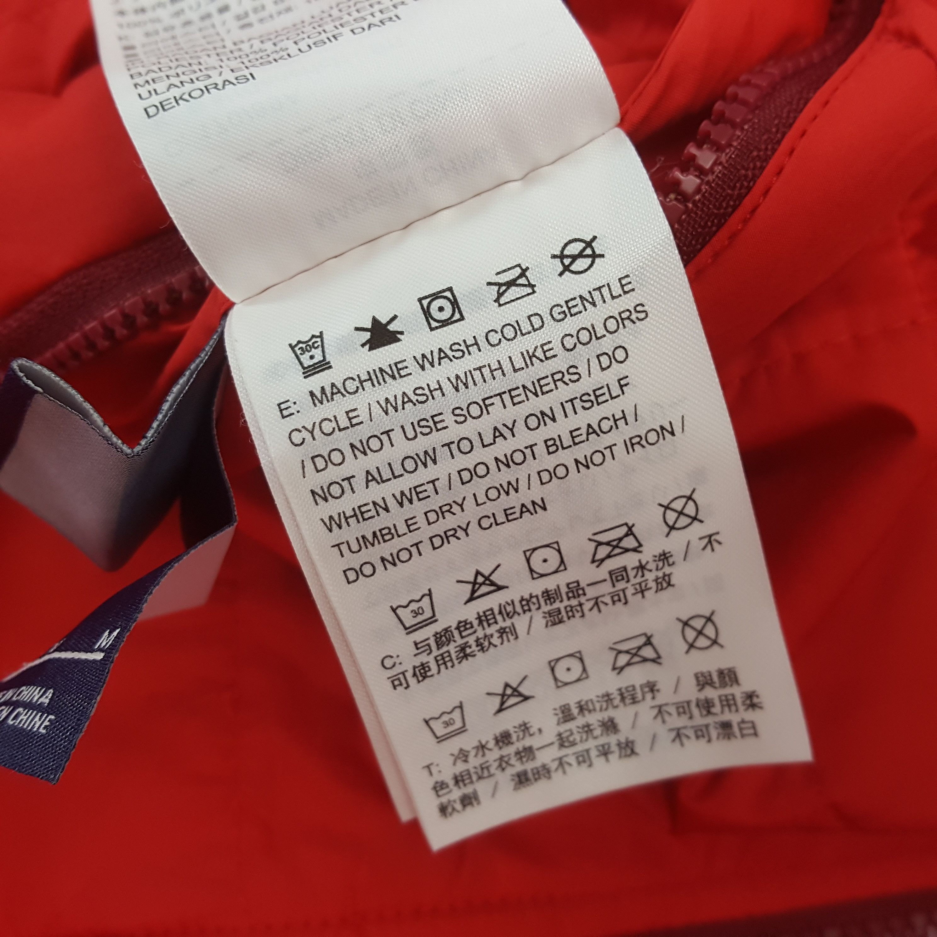 Nike × Vintage Vintage NIKE Small Swoosh Sportswear Sweater c289n3 Size US M / EU 48-50 / 2 - 8 Thumbnail