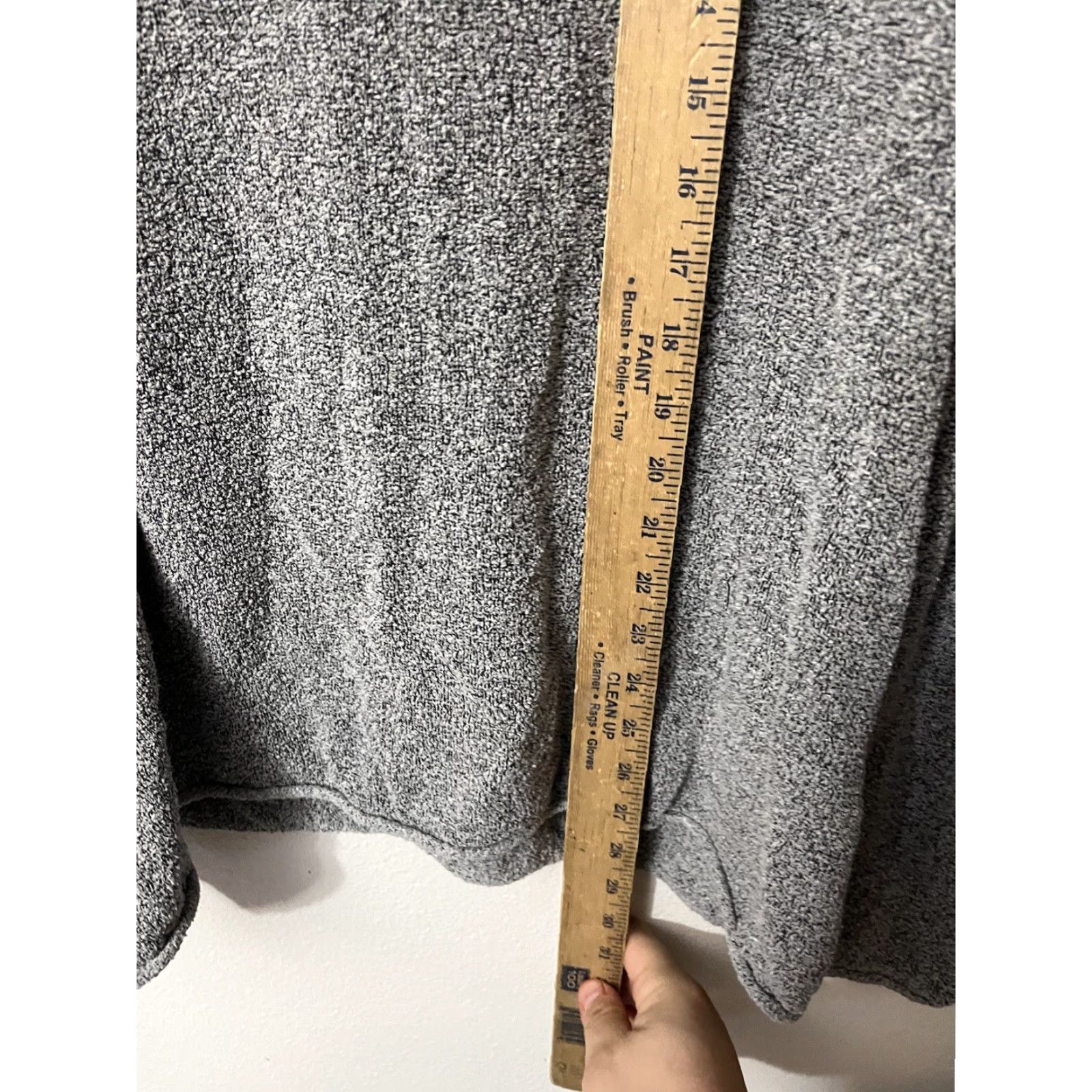 H&M H&M Grey Sweater Pullover with Pocket Women's XL Fuzzy Knit Casual Size XL / US 12-14 / IT 48-50 - 4 Thumbnail