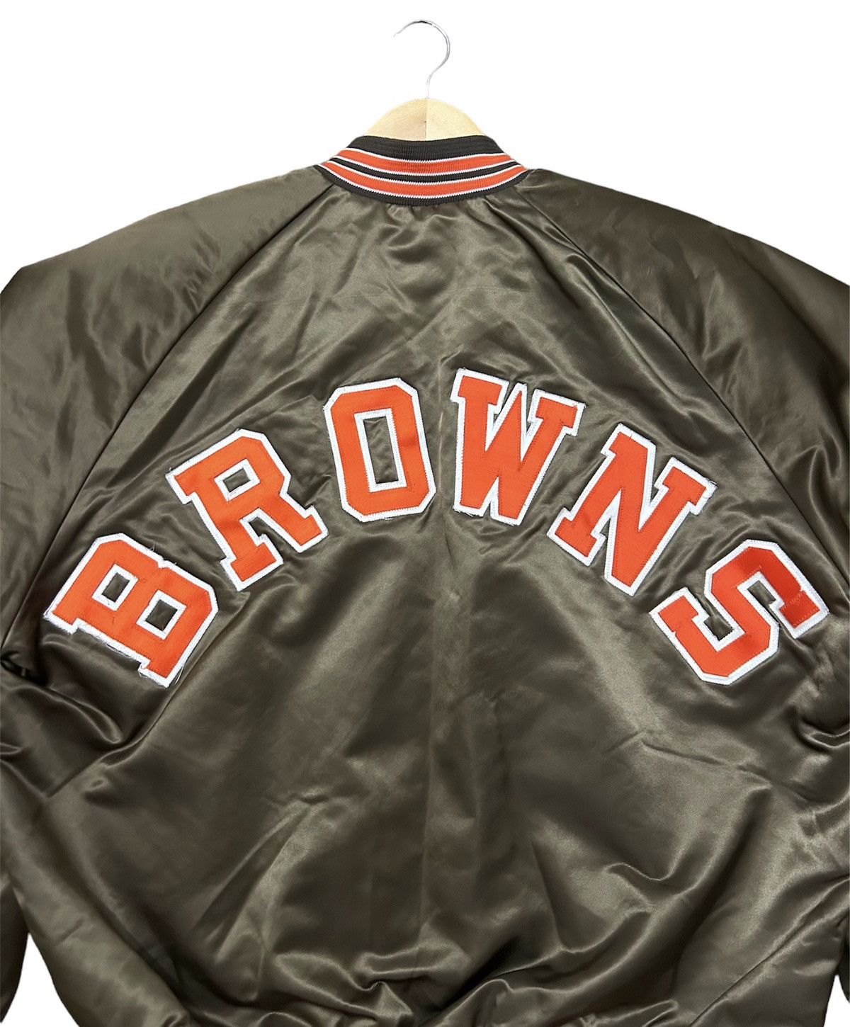 Chalk Line × NFL × Vintage Vintage 80s Cleveland Browns satin bomber jacket Size US XL / EU 56 / 4 - 6 Thumbnail