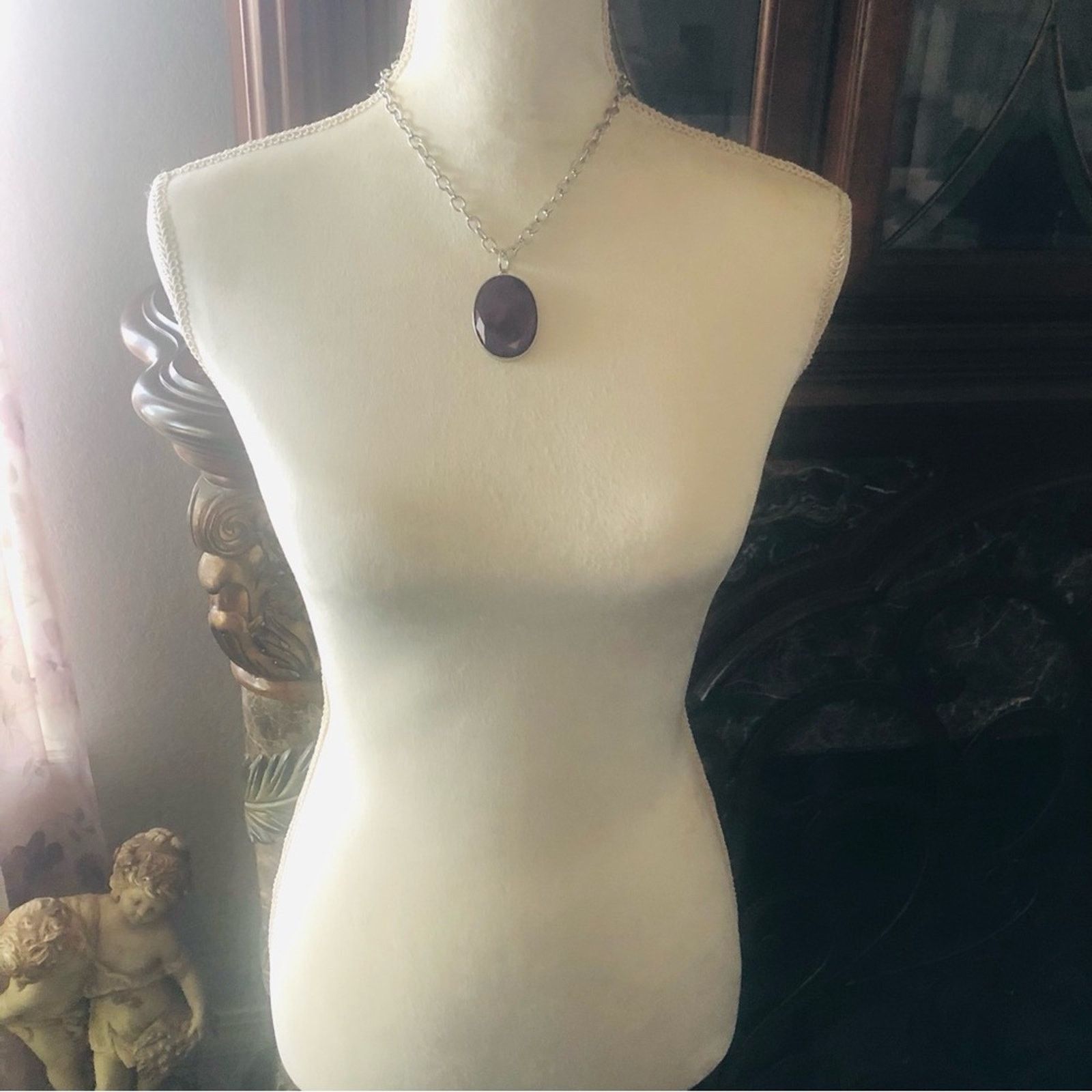 Jewelry Large faceted purple glass cabochon stone necklace Size ONE SIZE - 7 Thumbnail