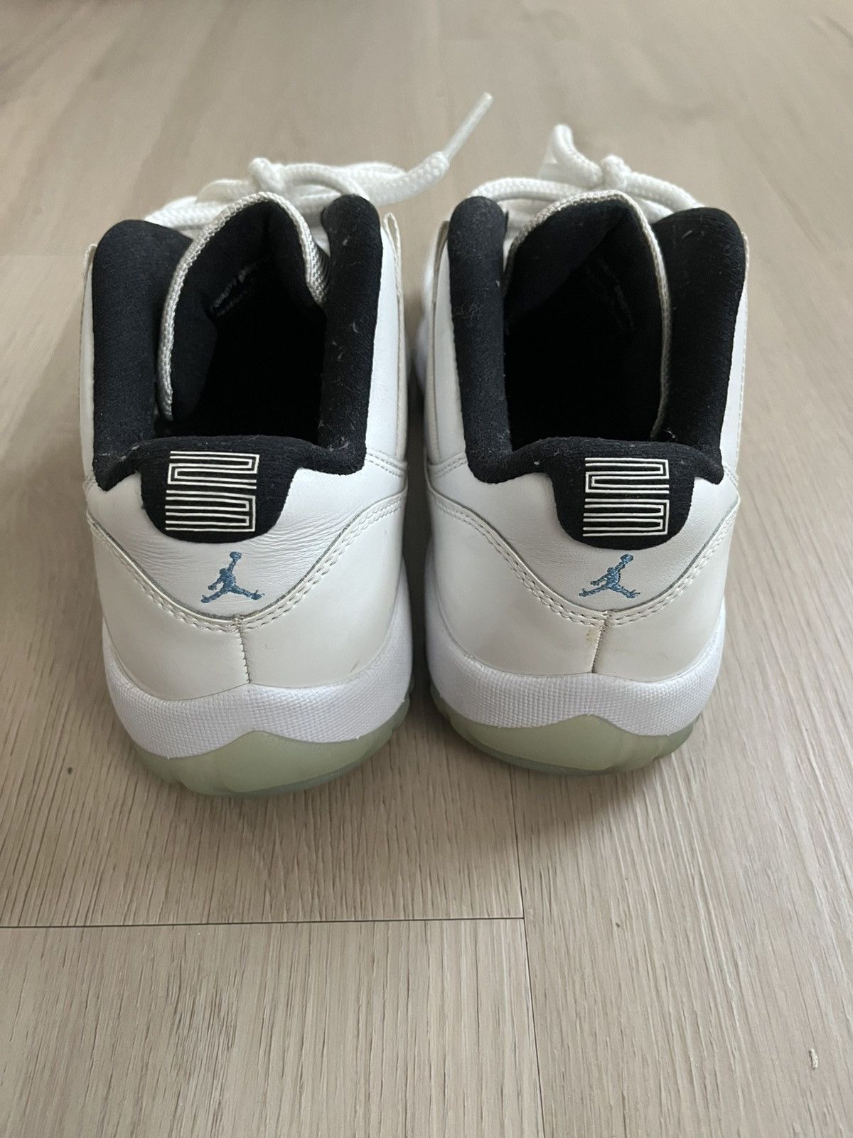 Jordan Brand Jordan 11 low Size US 8 / EU 41 - 4 Thumbnail