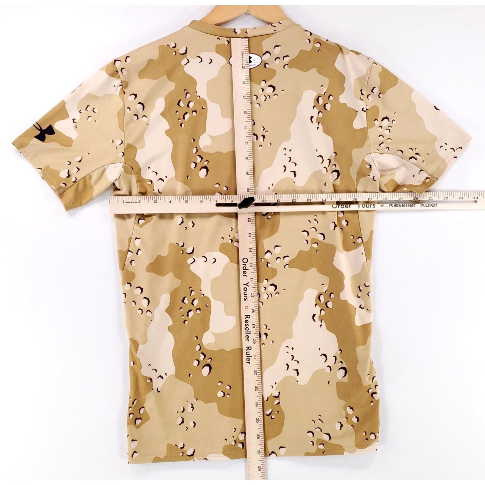 Under Armour Under Armour Heatgear Compression Shirt Batman Chocolate Chip Camo Mens XL Shirt Size US XL / EU 56 / 4 - 6 Thumbnail