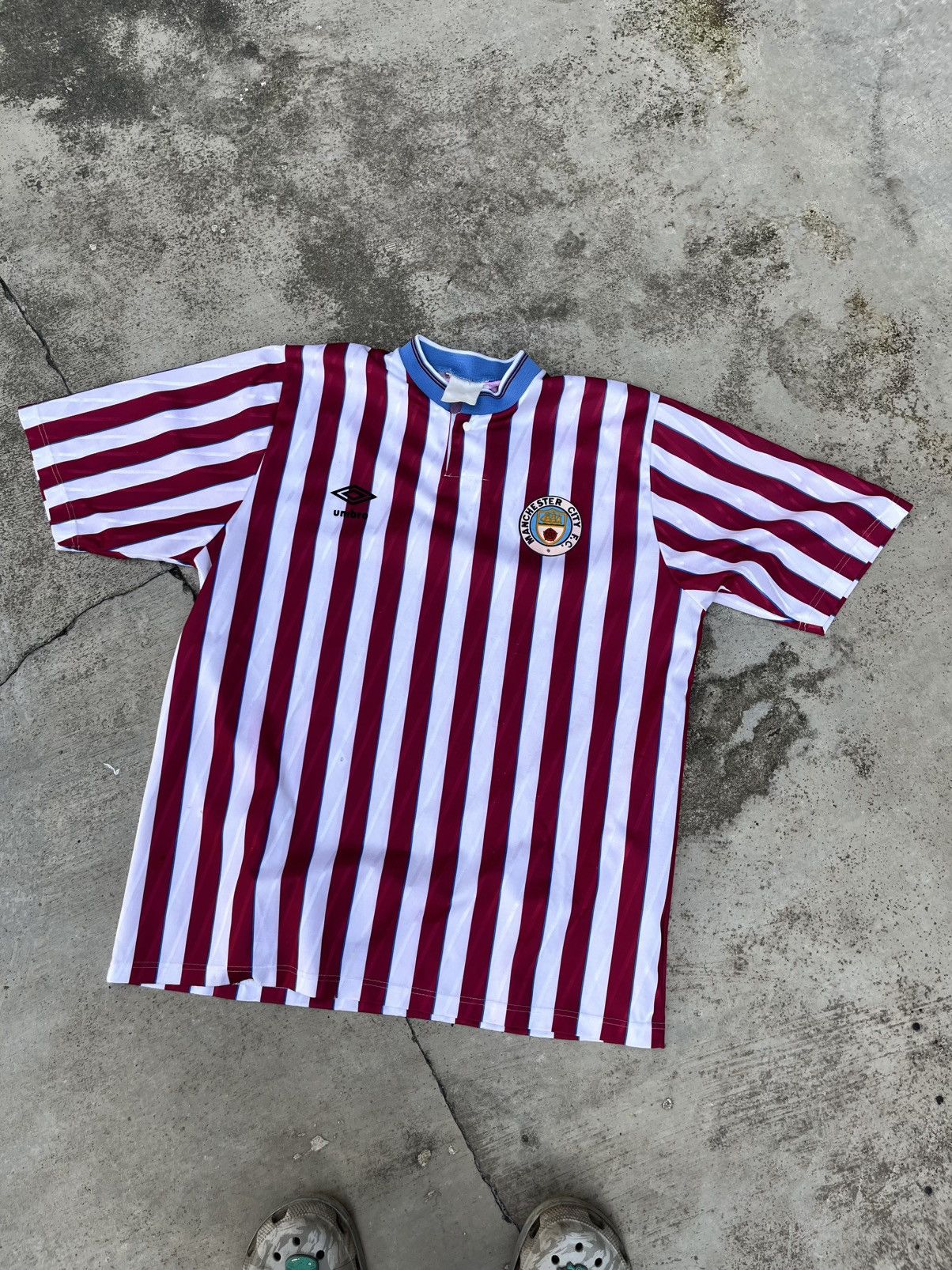 Umbro Vintagr Rare Manchester City 1988 Away Jersey Shirt Size US XL / EU 56 / 4 - 1 Thumbnail