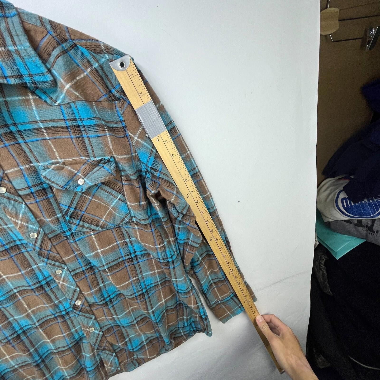 Wrangler Vintage Wrangler Western Pearl Snap Button-Up Plaid Shirt L Size US L / EU 52-54 / 3 - 9 Thumbnail