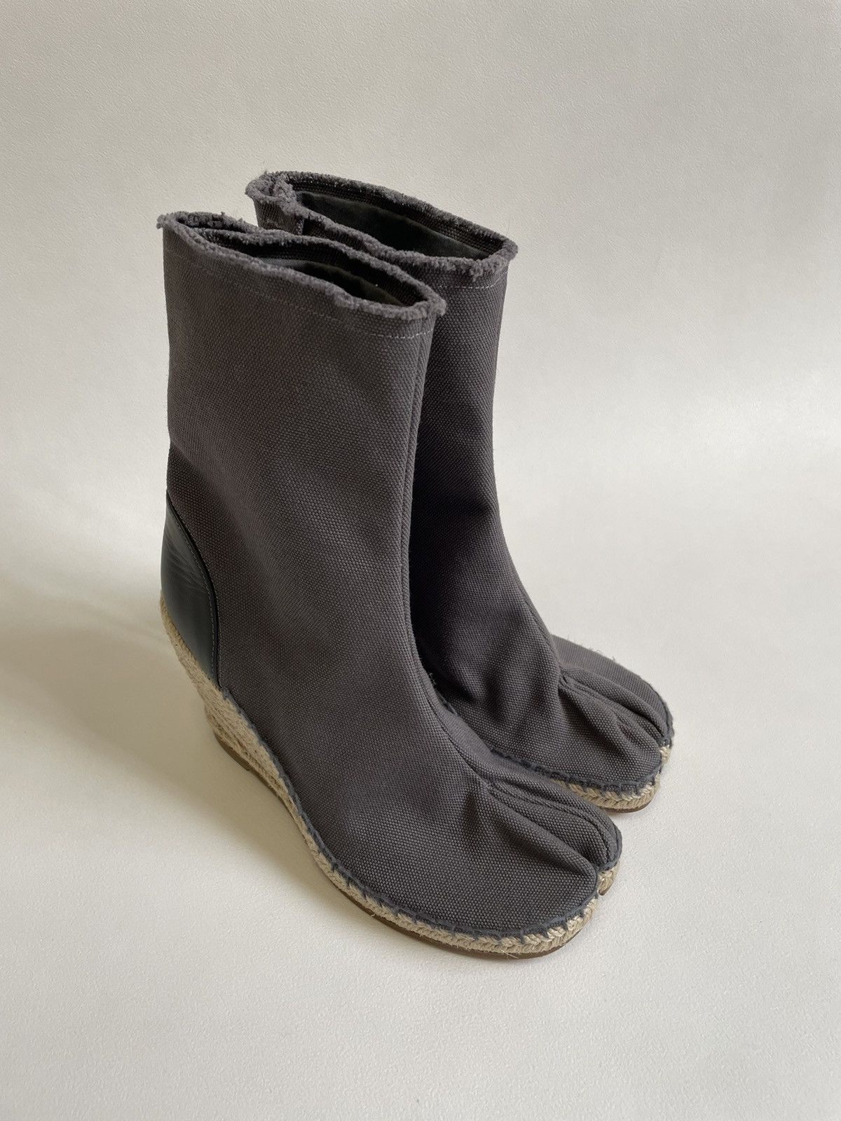 Maison Margiela Gray Canvas ‘Espadrille’ Tabi Boots Size US 7 / IT 37 - 10 Thumbnail