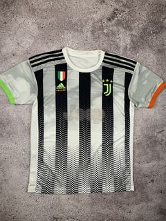 Juventus palace t online shirt